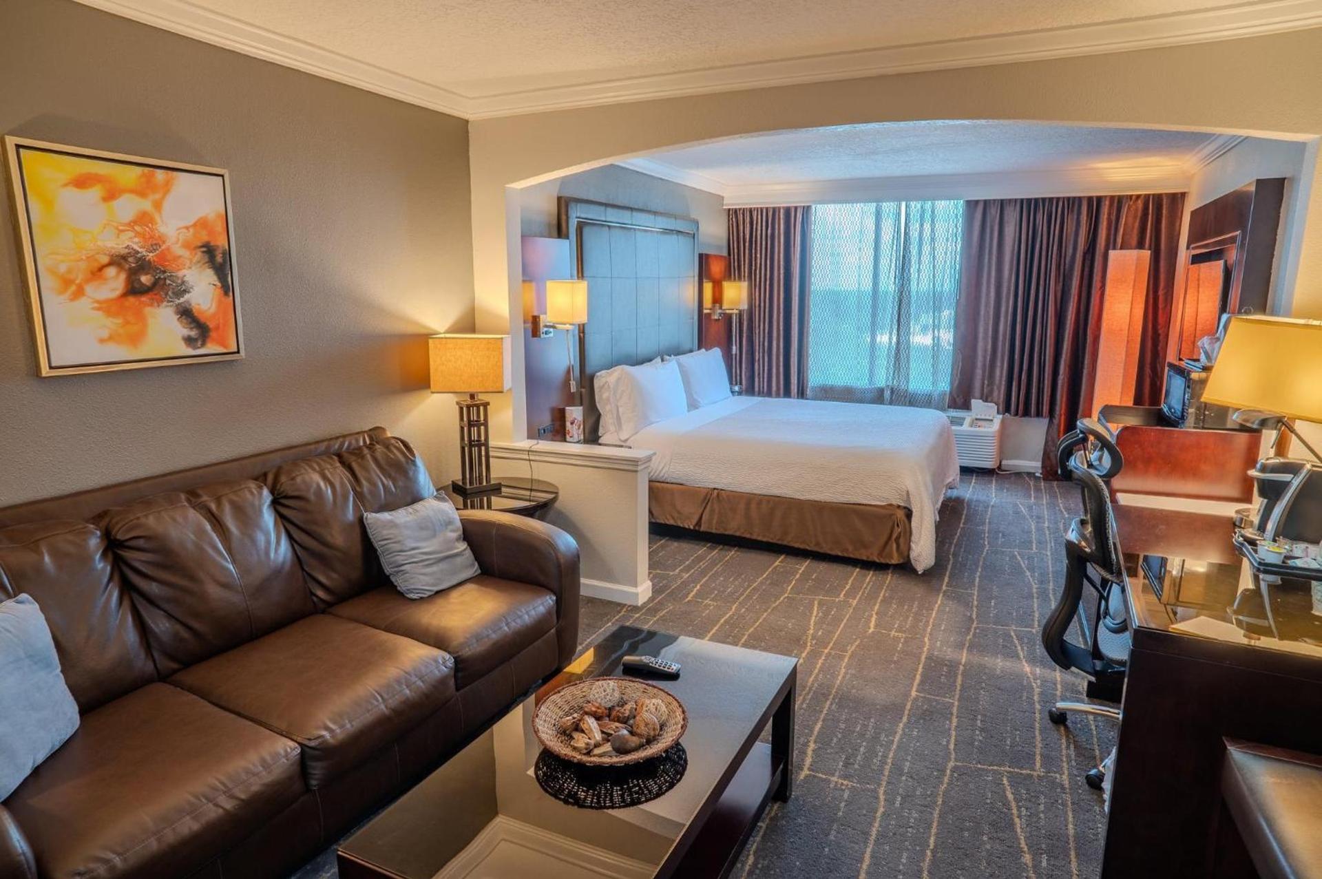 Holiday Inn Orlando East-UCF Area by IHG photo 59