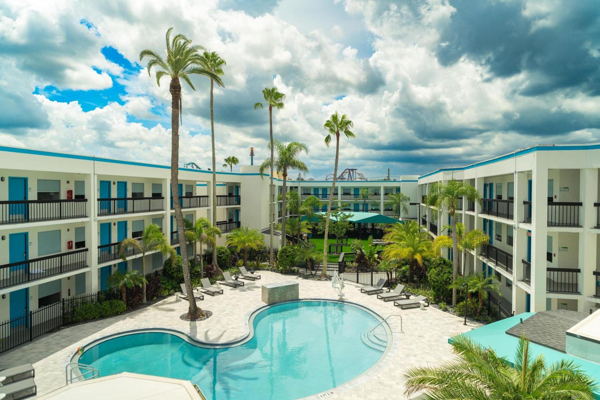 OASIS BAY SUITES, Tampa, Busch Gardens, USF photo 6