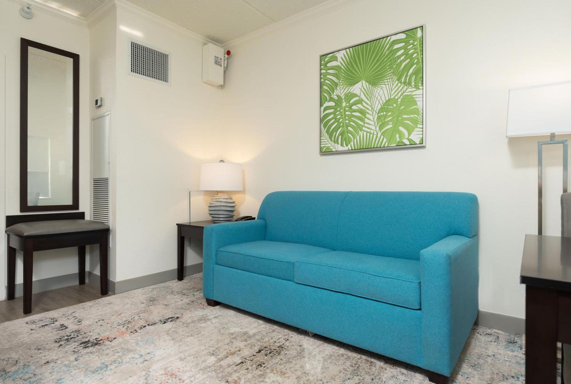 OASIS BAY SUITES, Tampa, Busch Gardens, USF photo 36
