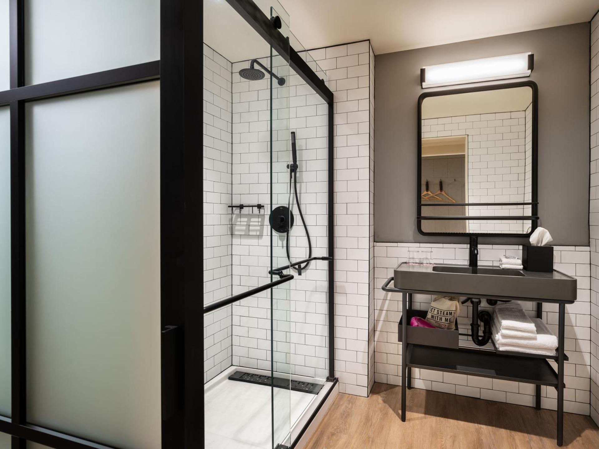 Moxy Springfield Downtown photo 40