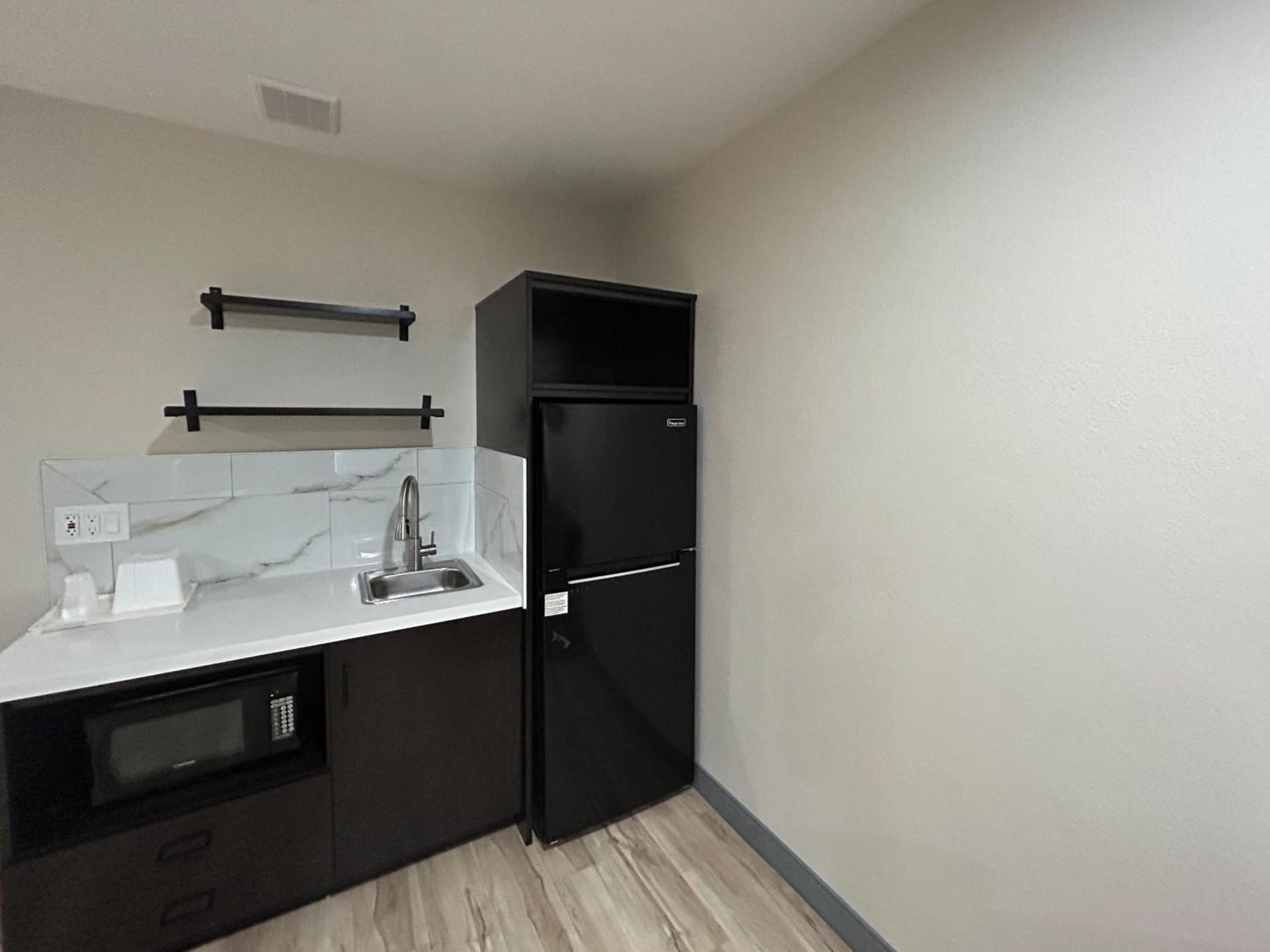 Studio 6 Suites Cameron Park, CA Folsom photo 21
