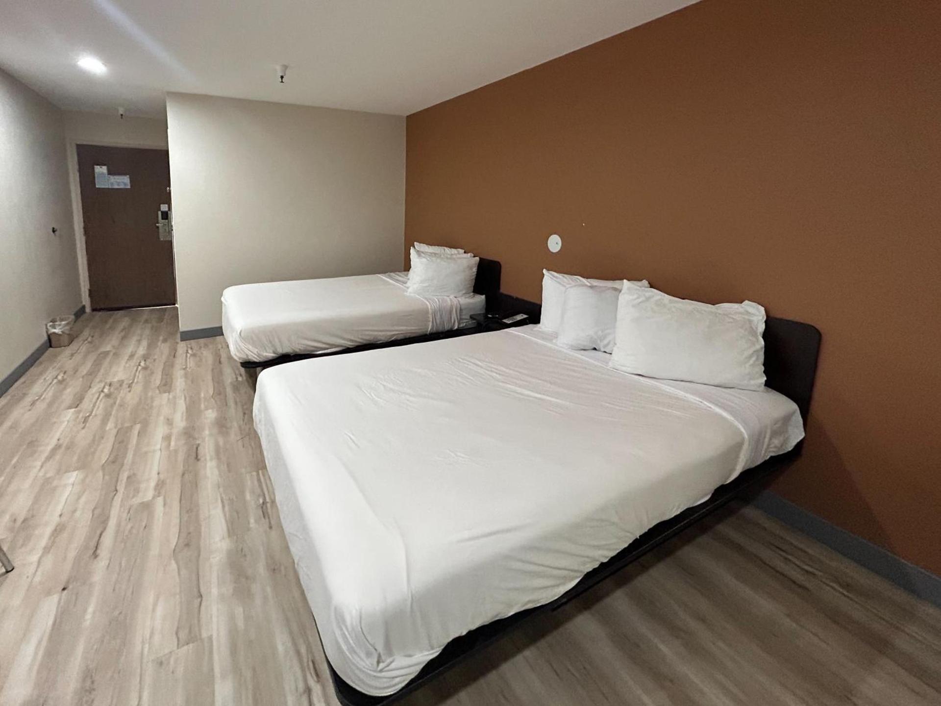 Studio 6 Suites Cameron Park, CA Folsom photo 20
