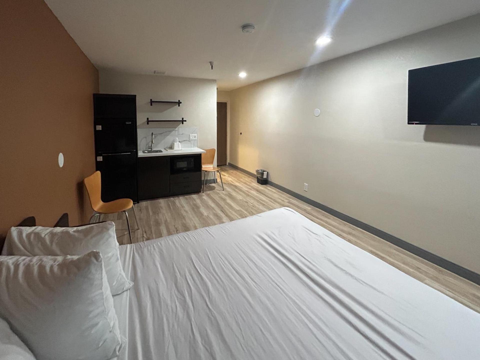 Studio 6 Suites Cameron Park, CA Folsom photo 24