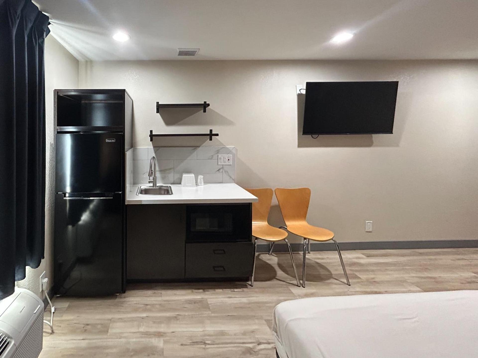 Studio 6 Suites Cameron Park, CA Folsom photo 23