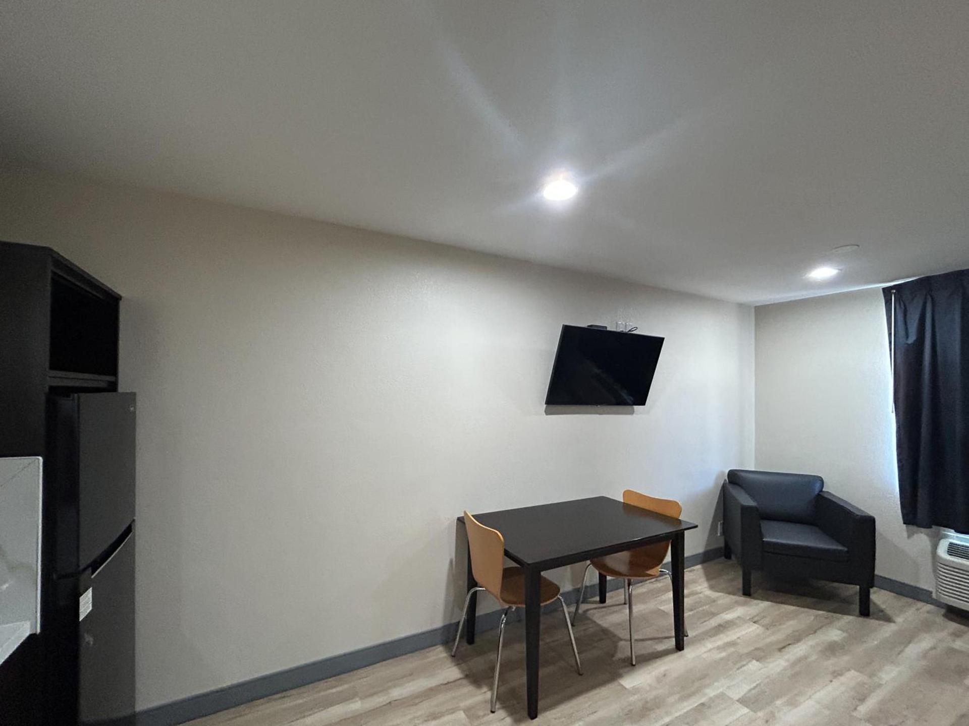 Studio 6 Suites Cameron Park, CA Folsom photo 25