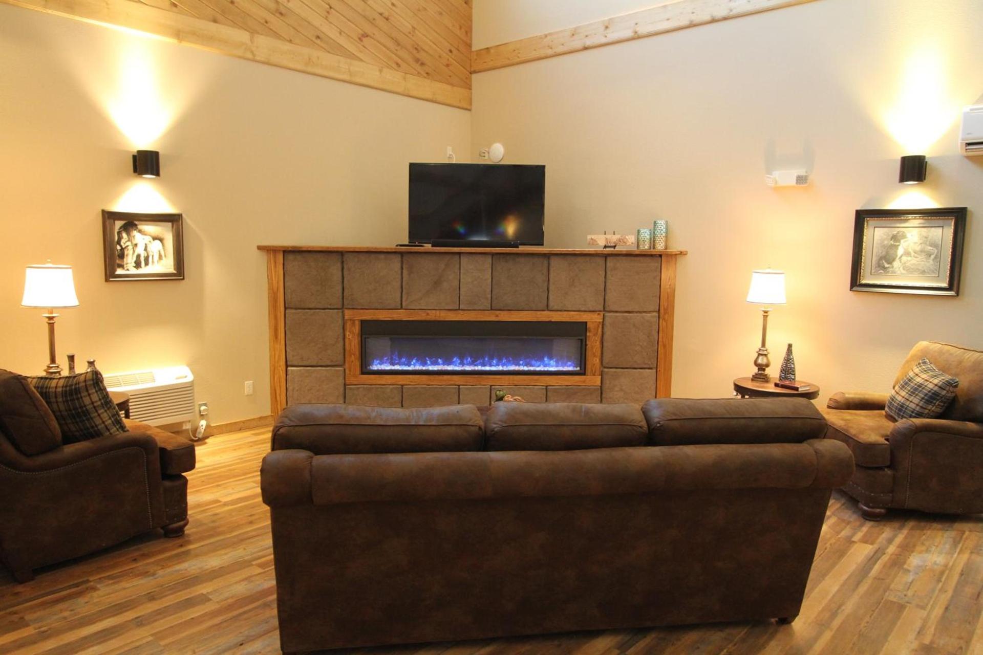 Bowman Lodge & Convention Center photo 56