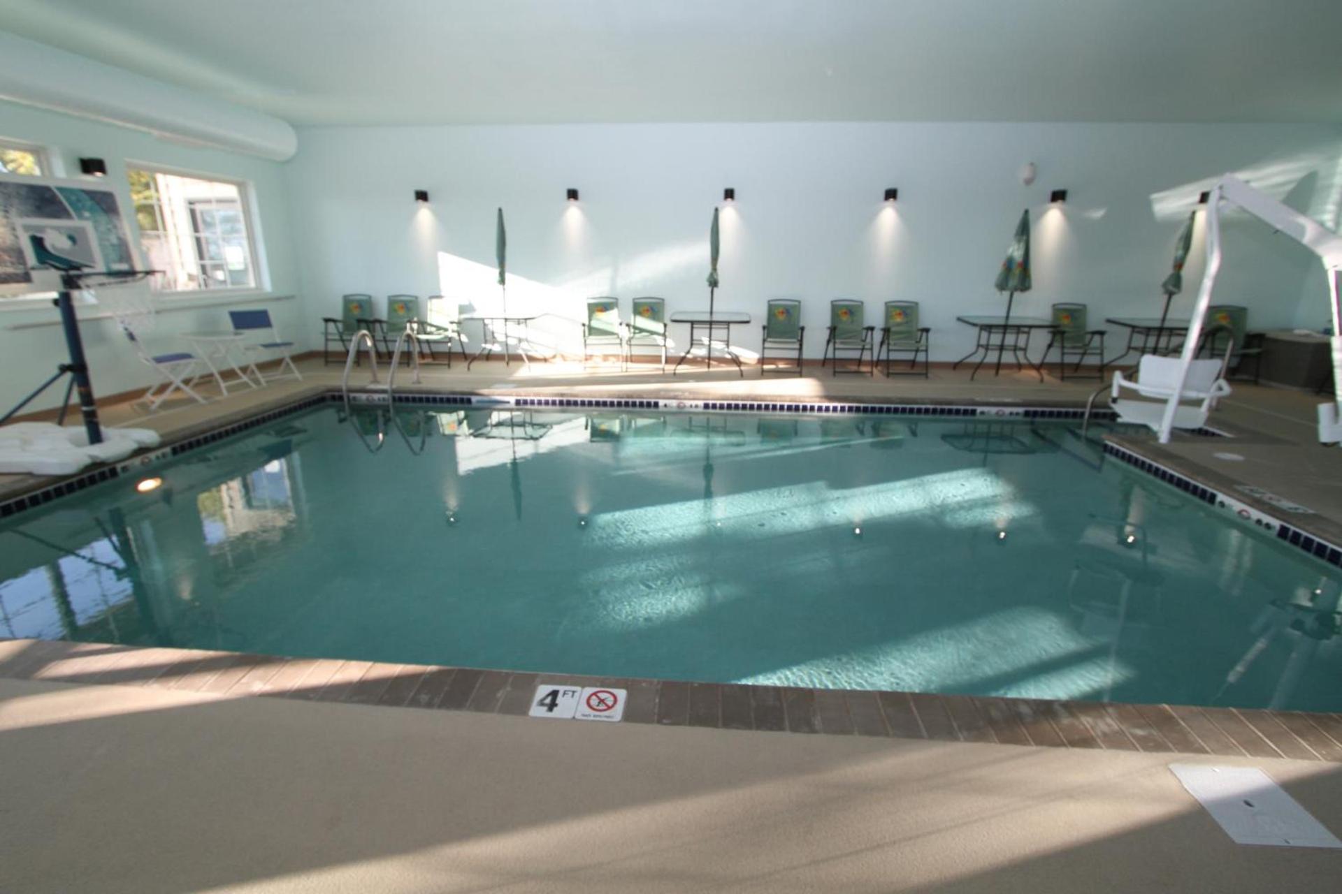 Bowman Lodge & Convention Center photo 62