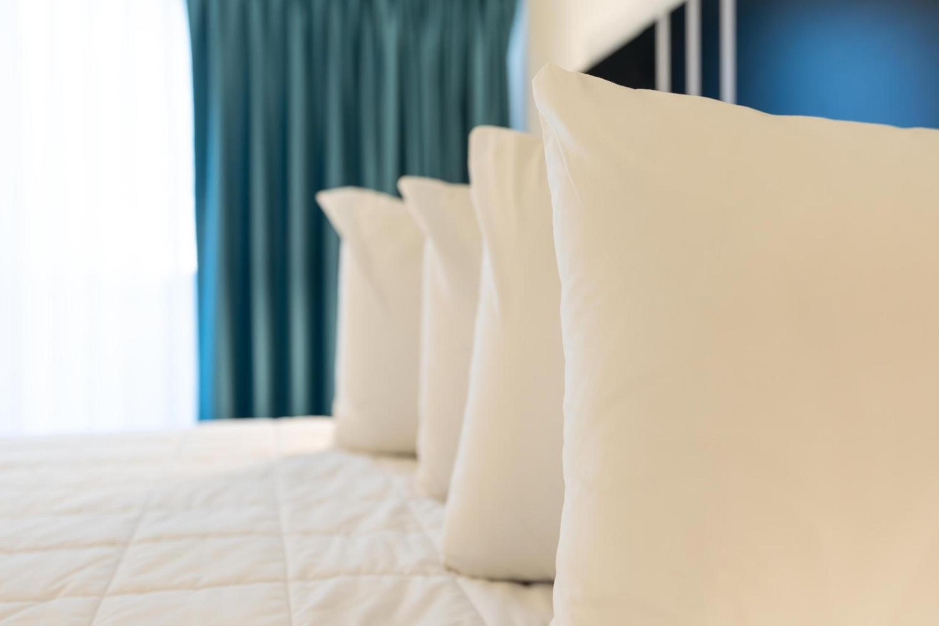 OASIS BAY SUITES, Tampa, Busch Gardens, USF photo 39