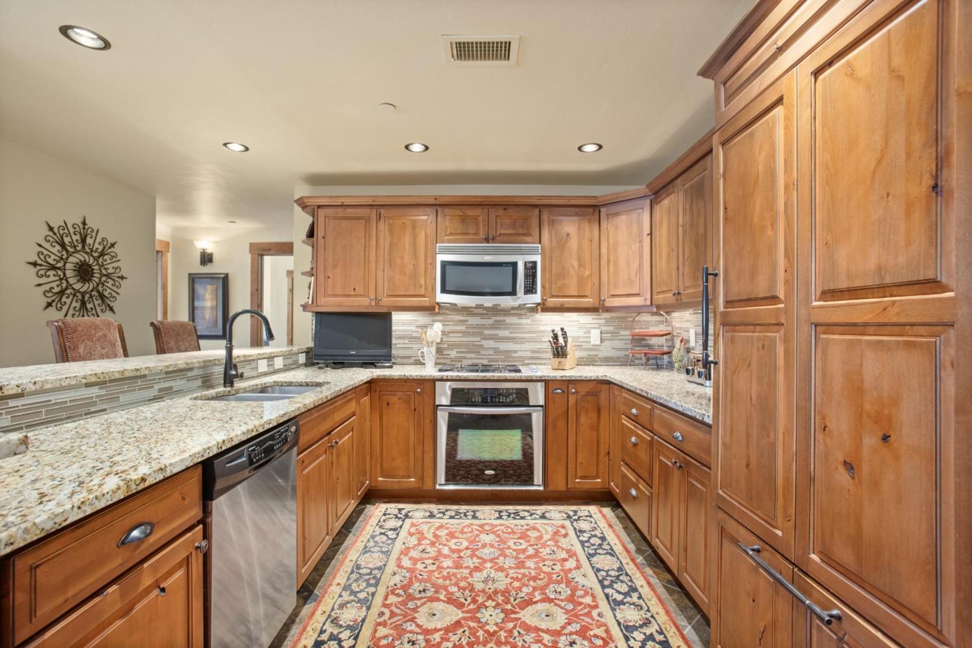 Pools and Hot Tubs, Private Shuttle, Discounted Lift Tickets, -New Listing- photo 15