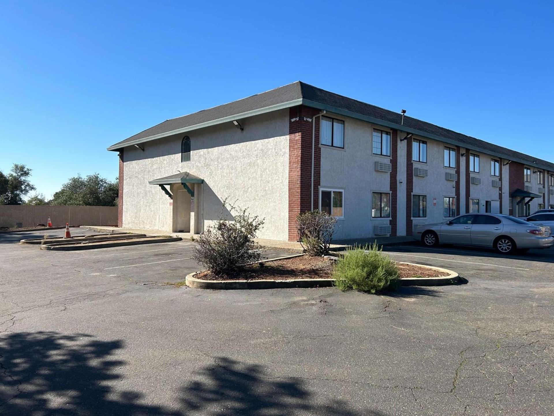 Studio 6 Suites Cameron Park, CA Folsom photo 2