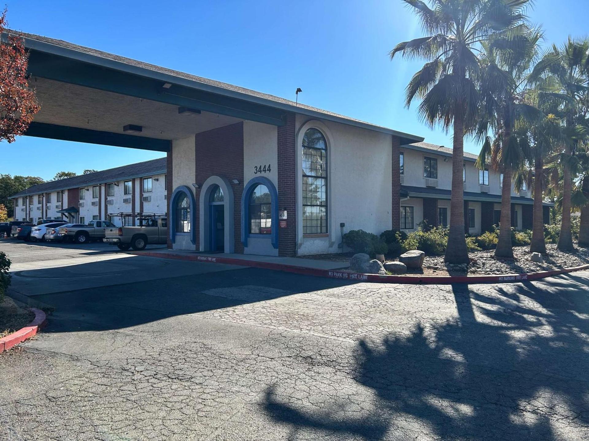 Studio 6 Suites Cameron Park, CA Folsom photo 1