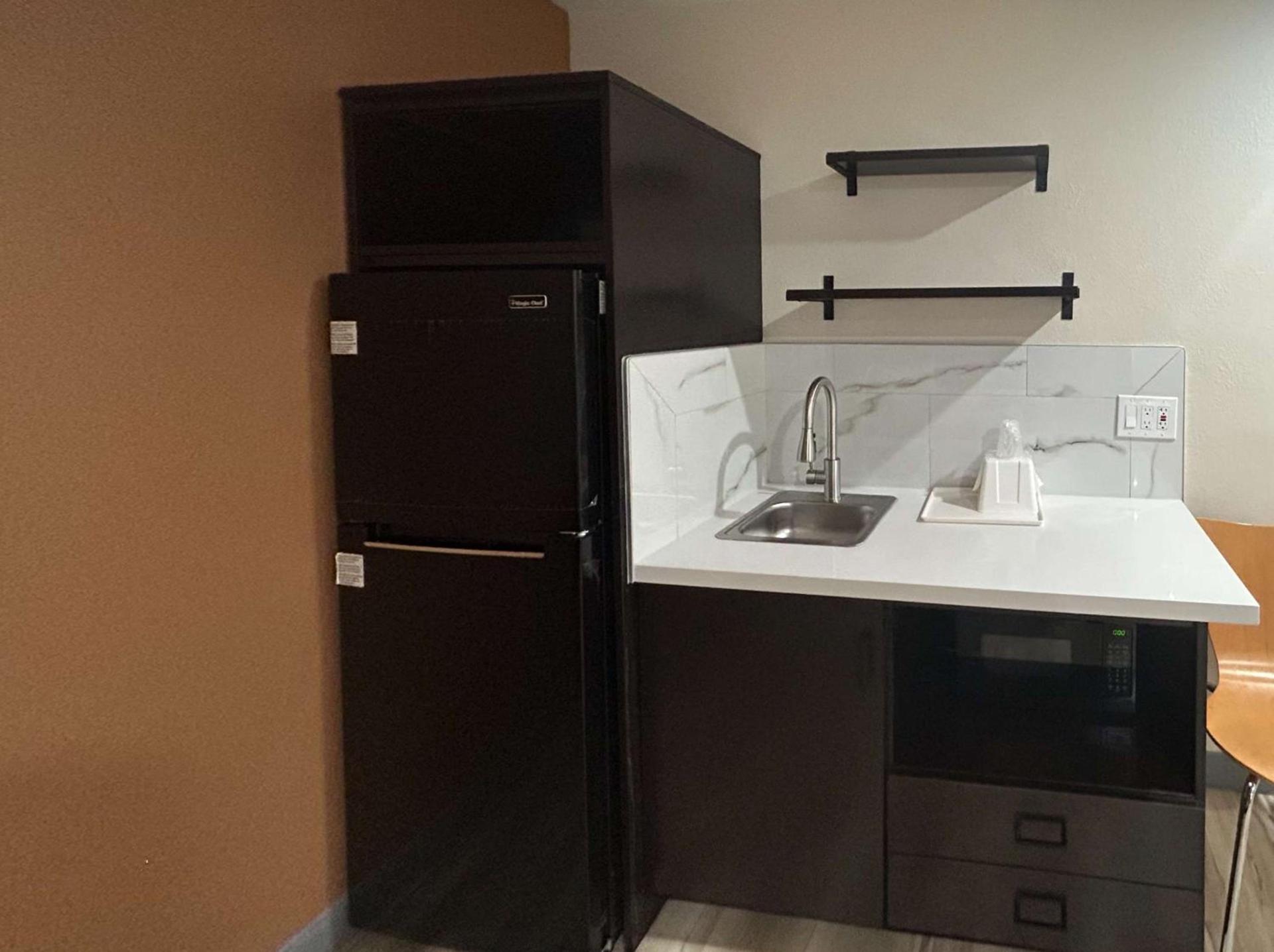 Studio 6 Suites Cameron Park, CA Folsom photo 14