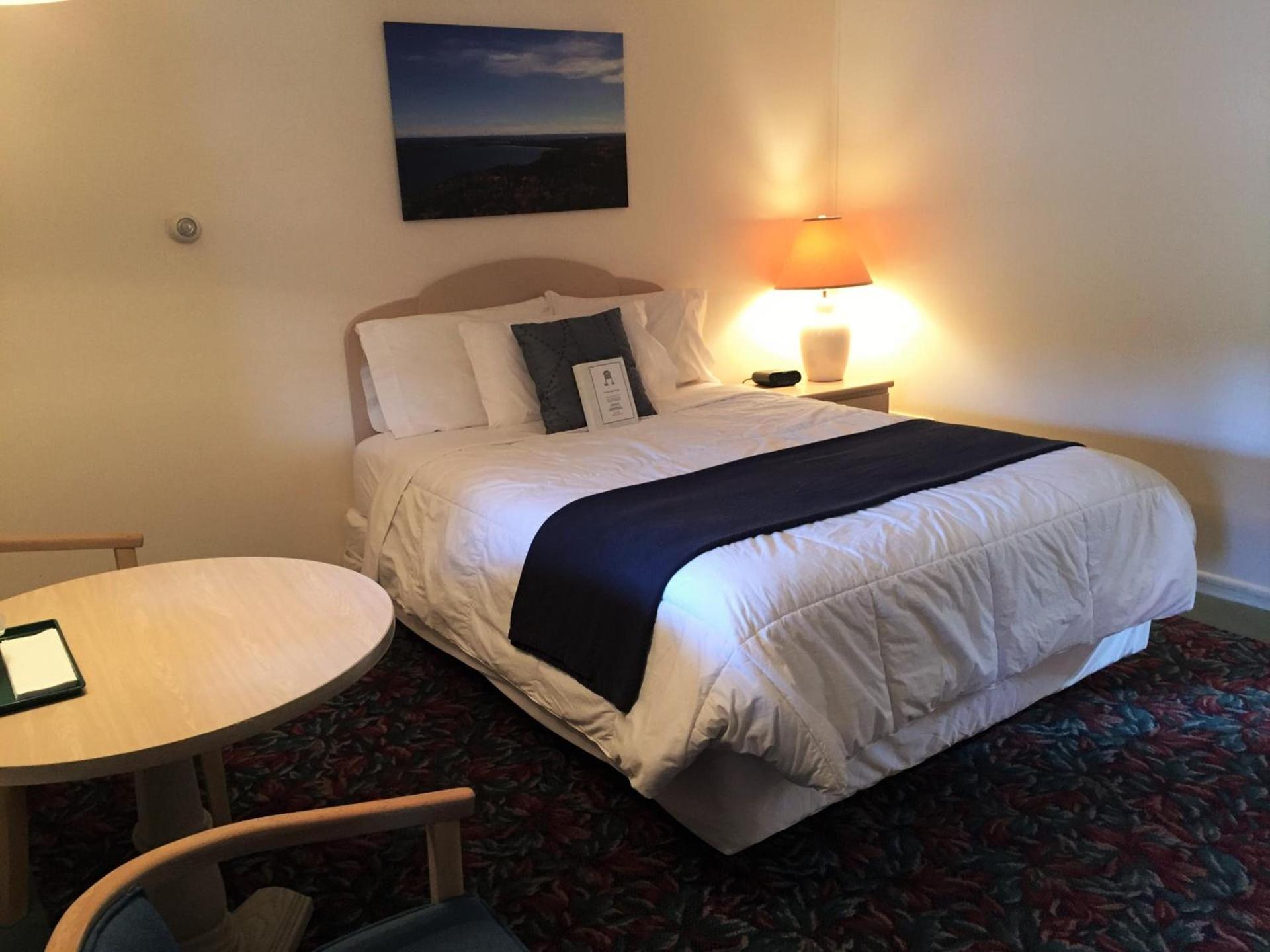 Cedar Motor Inn photo 21