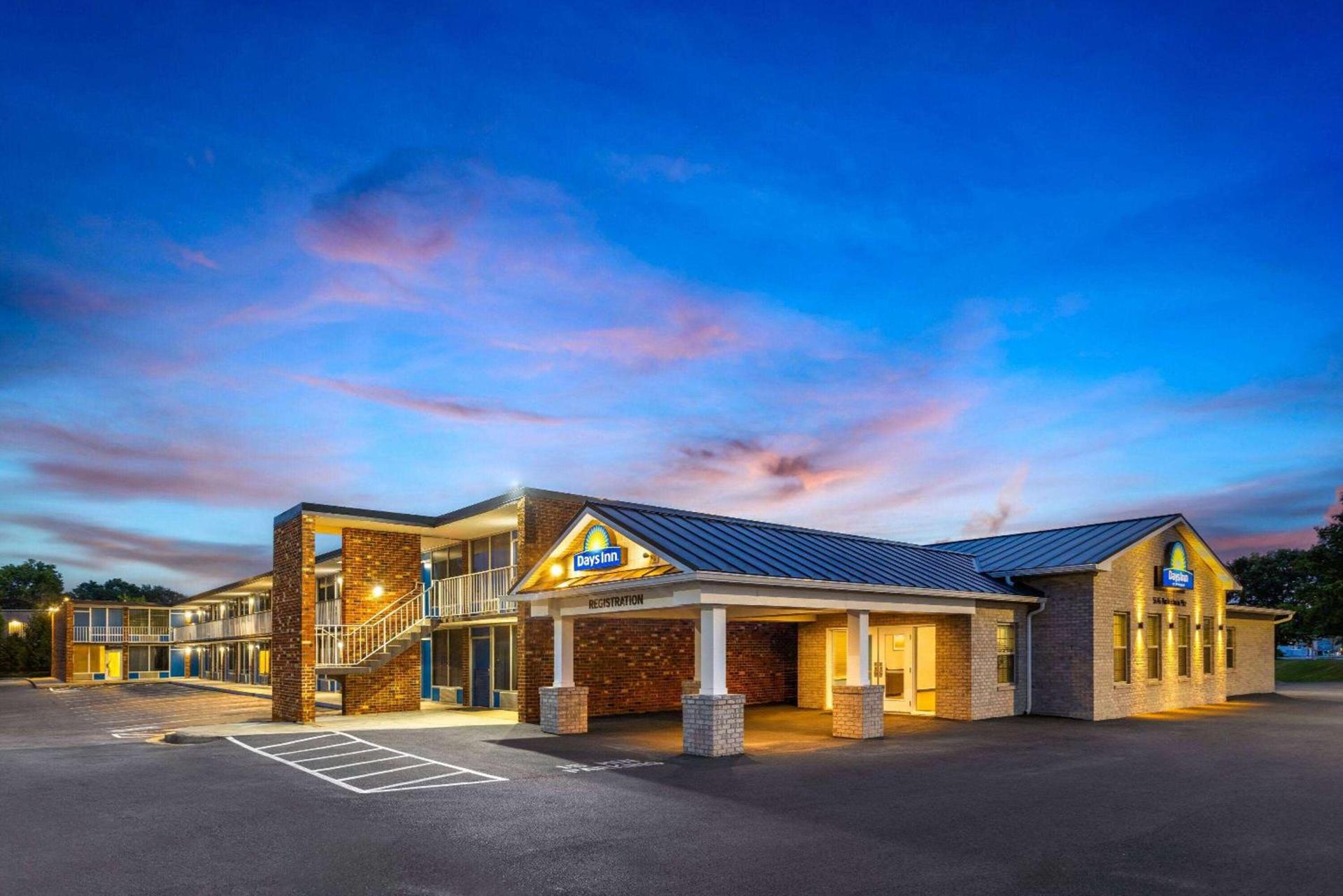 Days Inn of Frederick by Wyndham photo 4