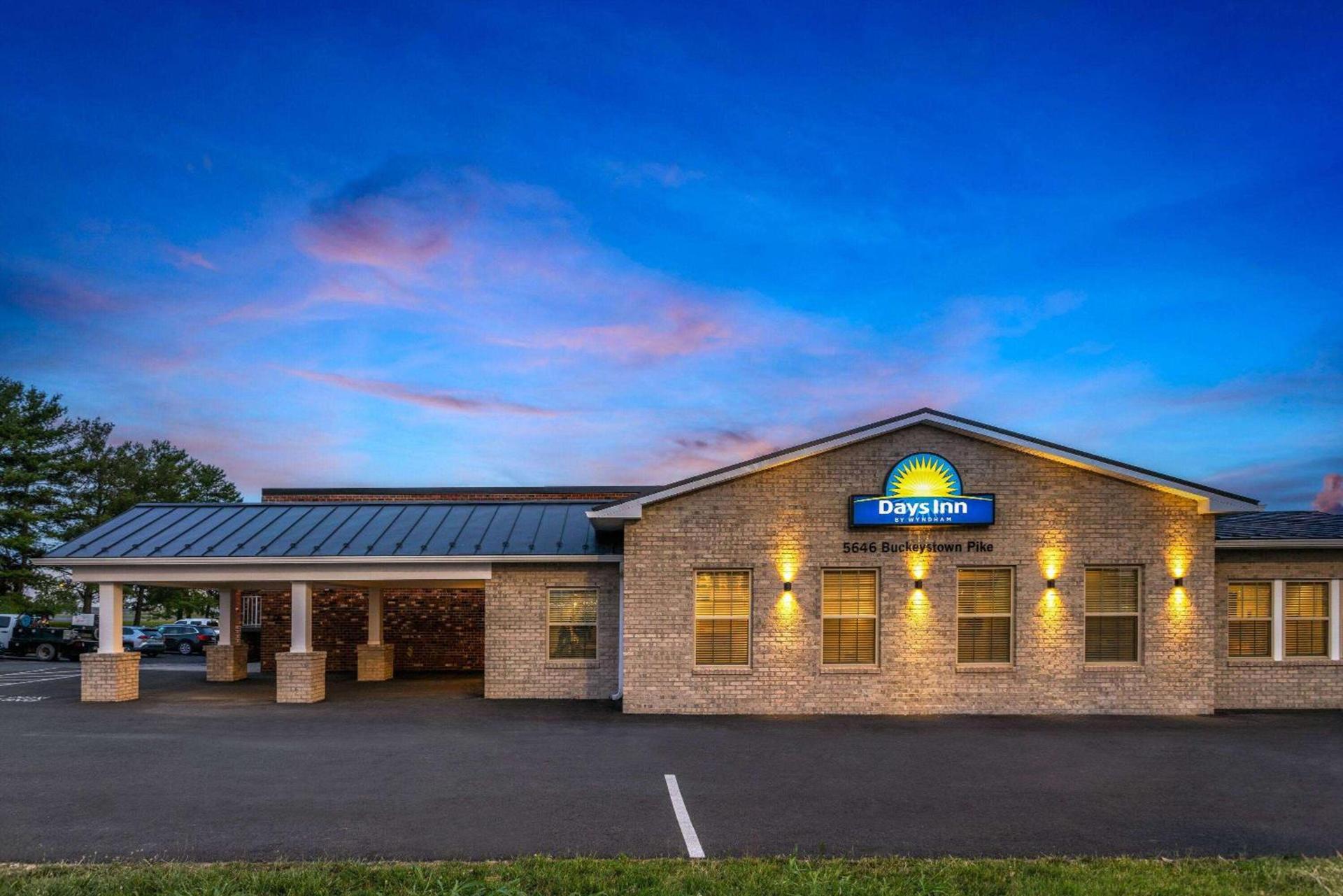 Days Inn of Frederick by Wyndham photo 5
