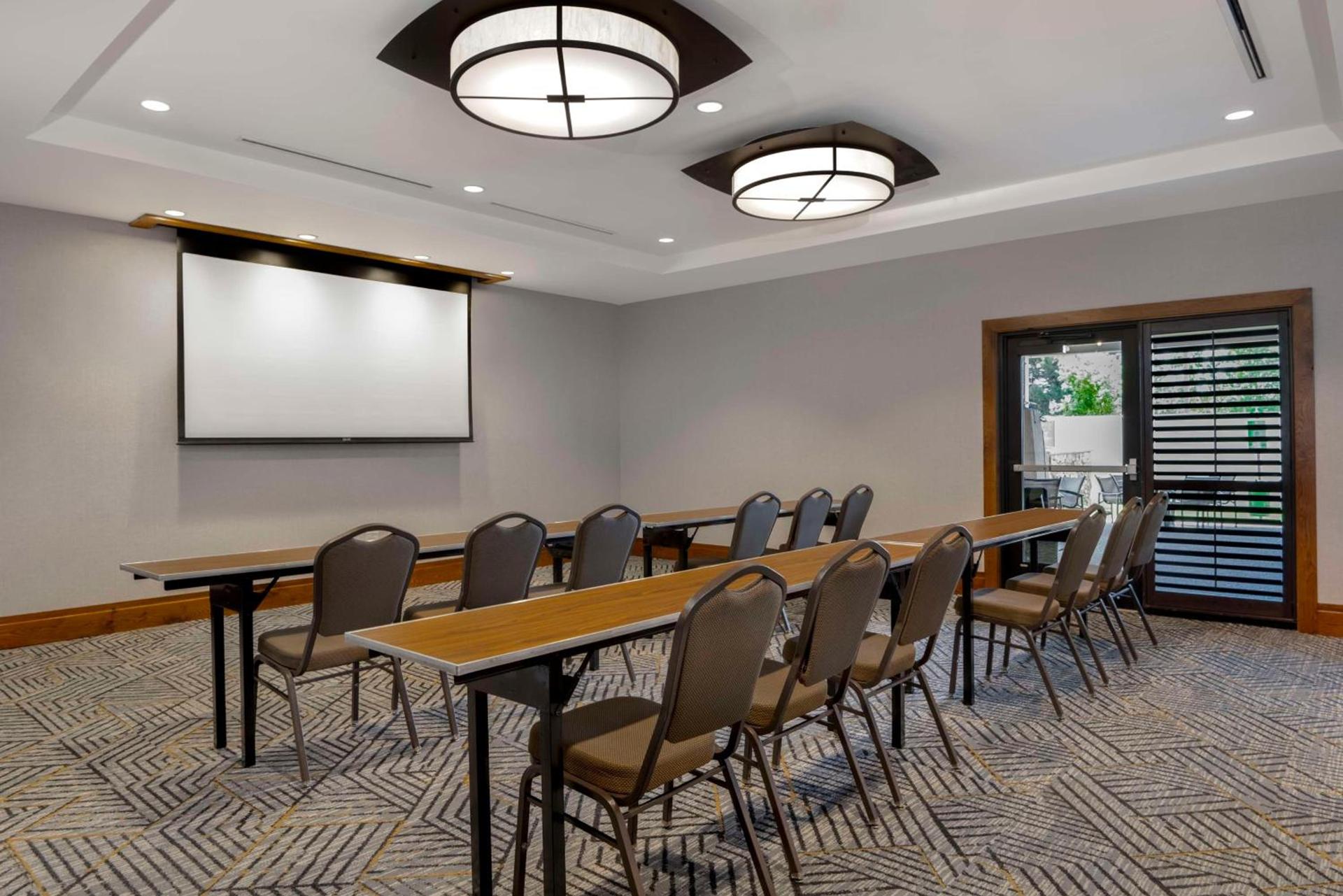 Homewood Suites by Hilton Billings photo 14