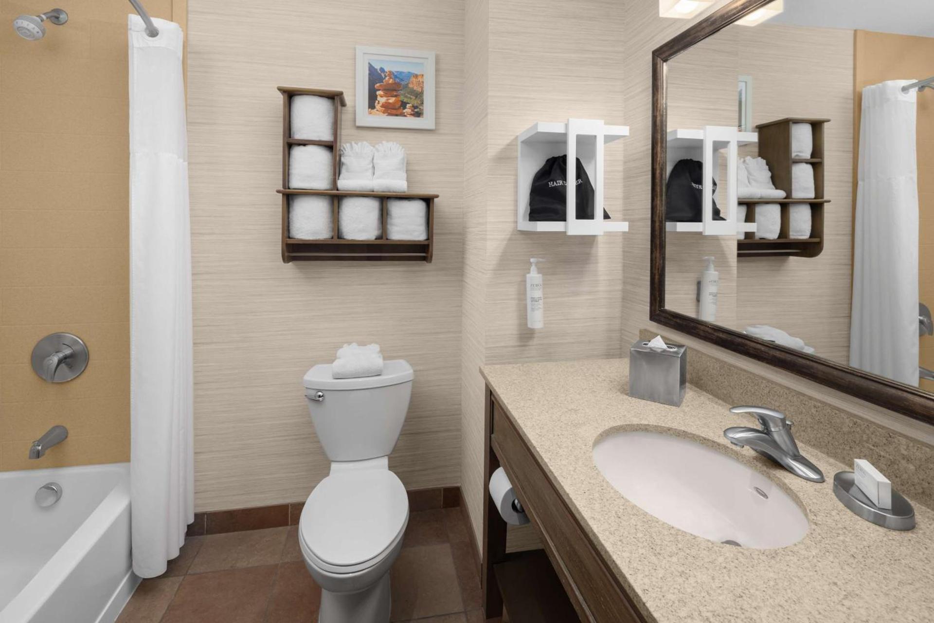 Hampton Inn & Suites Springdale/Zion National Park photo 25