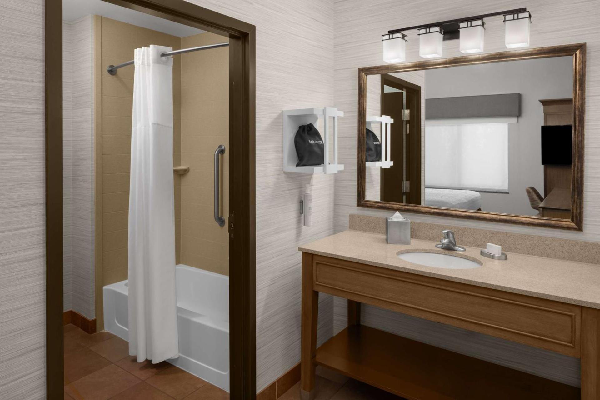 Hampton Inn & Suites Springdale/Zion National Park photo 26