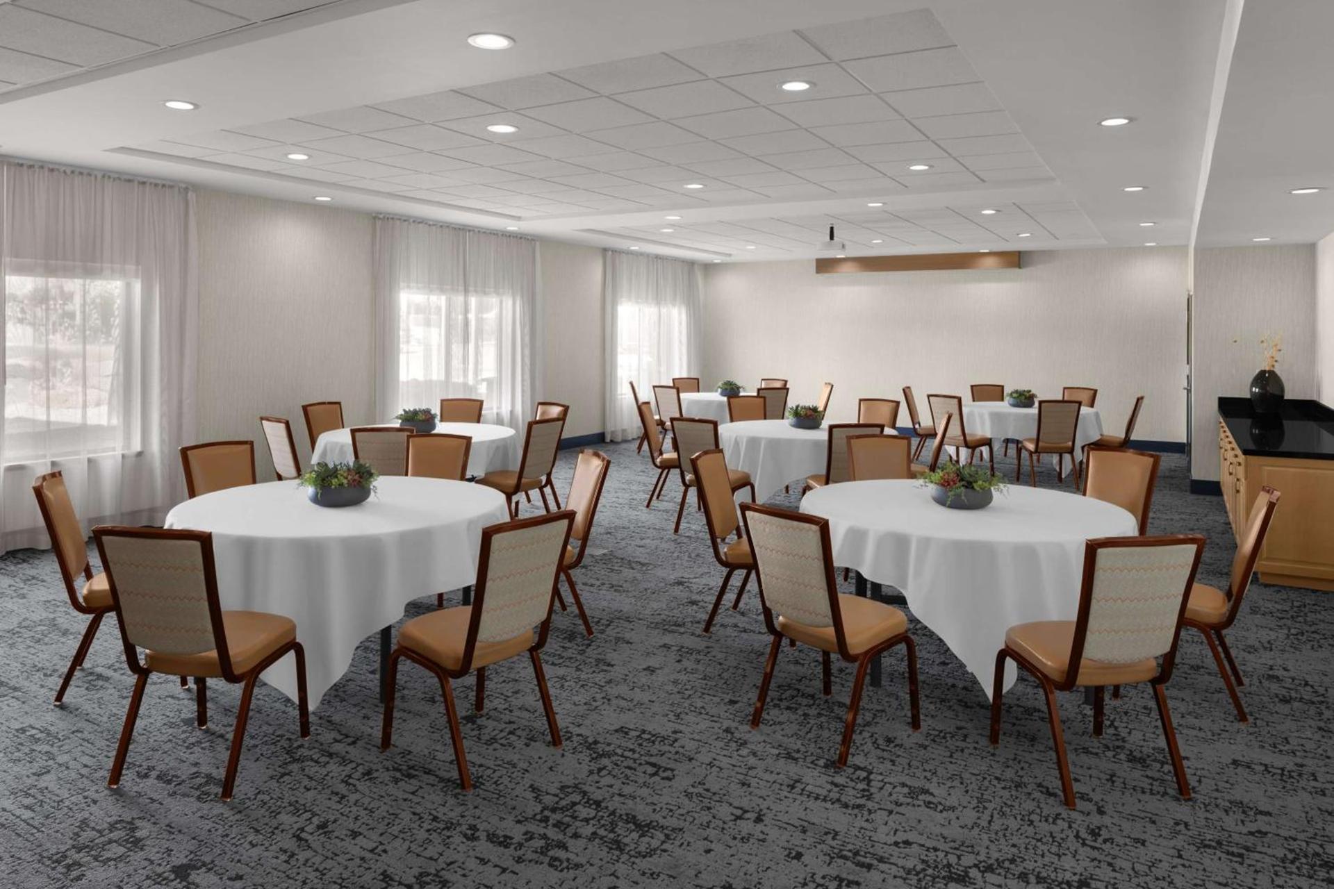 Hampton Inn & Suites Springdale/Zion National Park photo 28