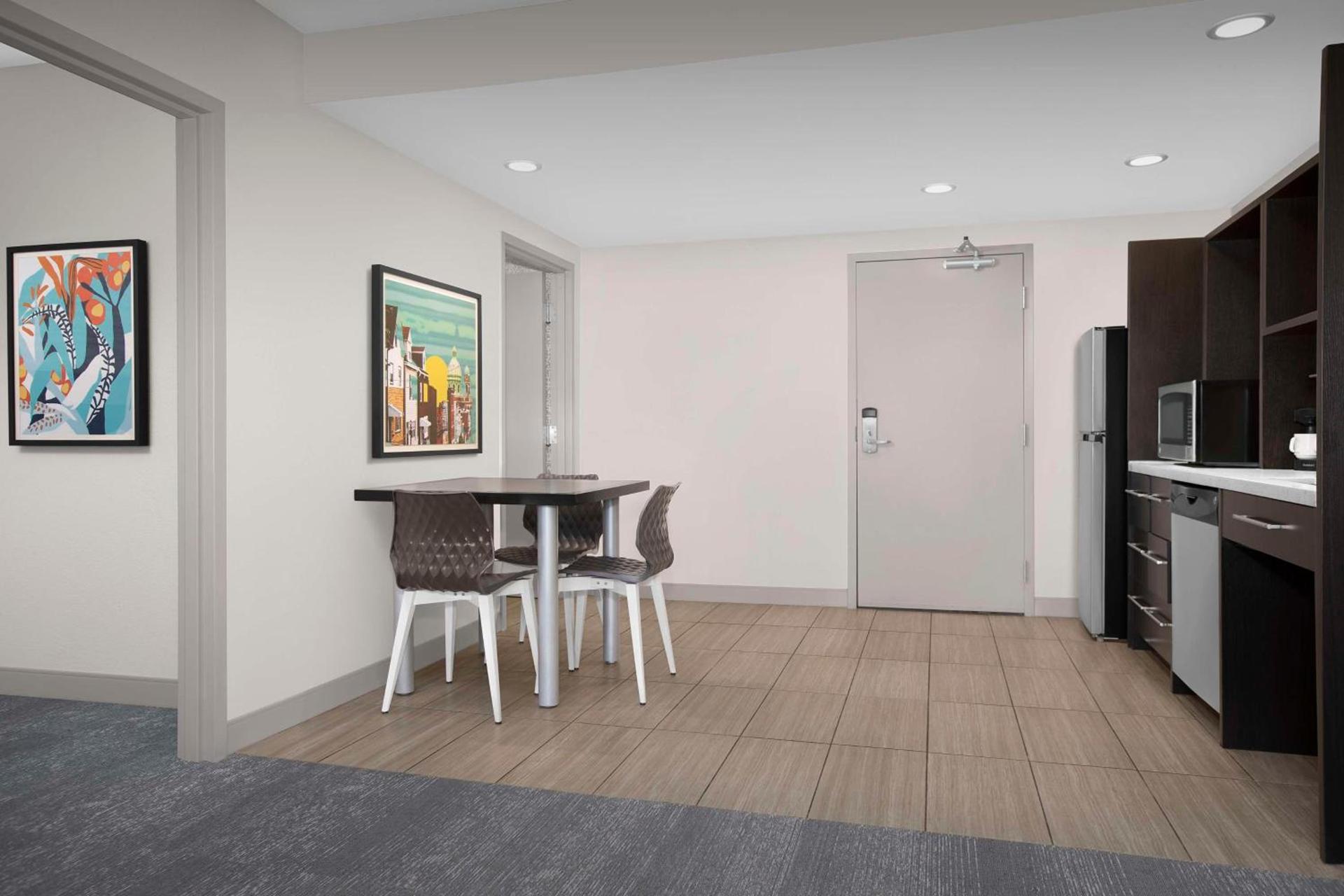 Home2 Suites by Hilton Pittsburgh - McCandless, PA photo 16