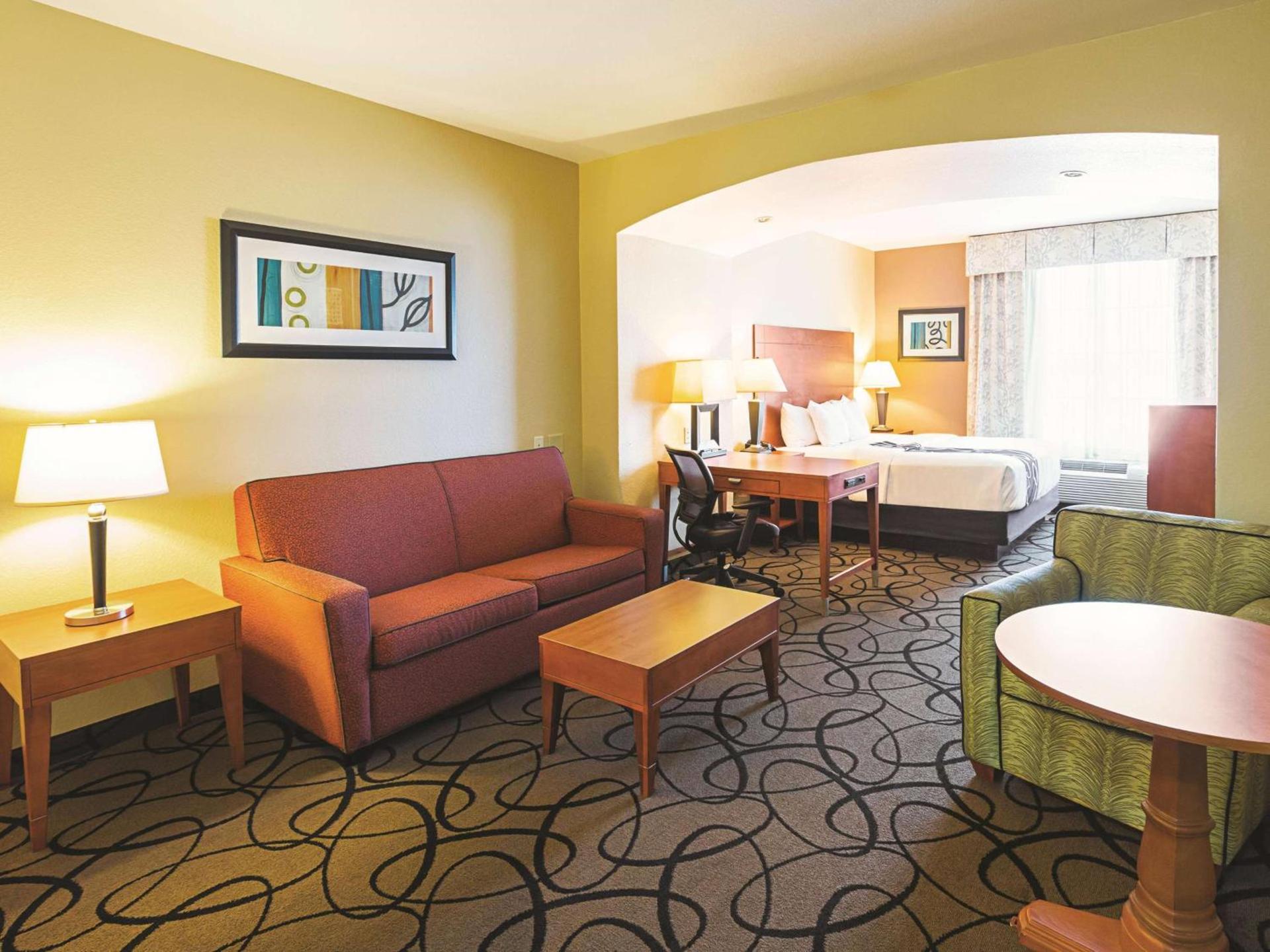 La Quinta by Wyndham Ft. Worth - Forest Hill, TX photo 23