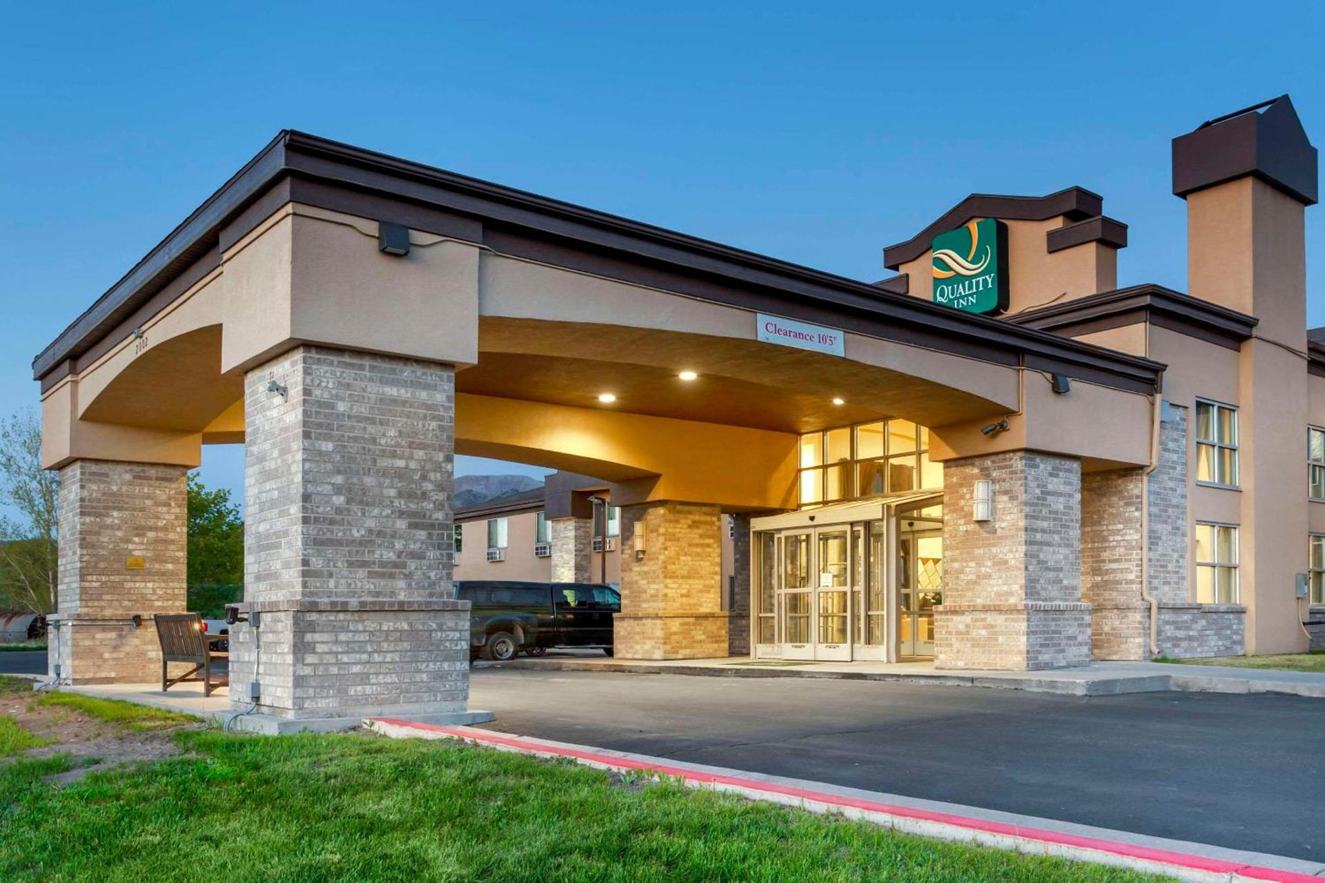 Quality Inn Logan near University photo 3