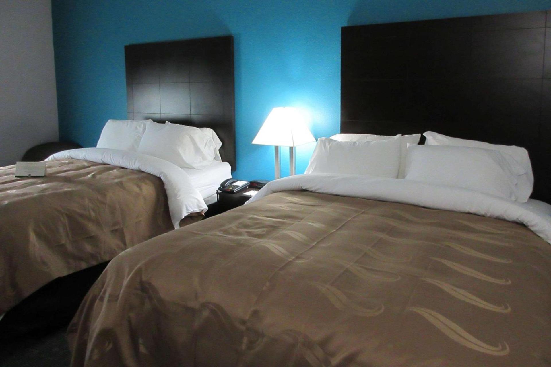 Quality Inn & Suites Edgefield photo 2
