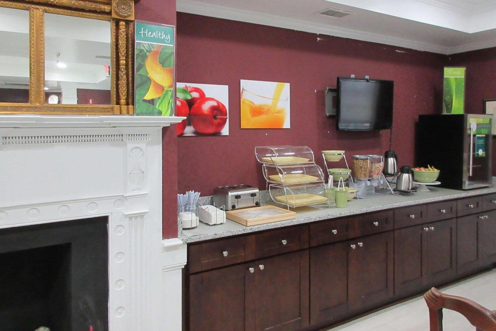 Quality Inn & Suites Edgefield photo 7