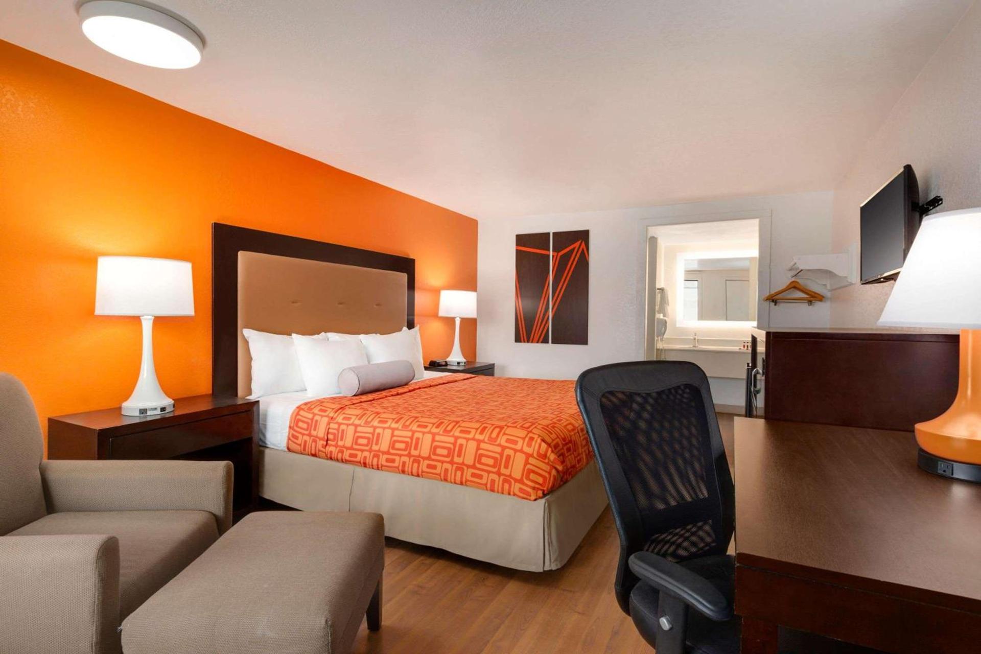Howard Johnson by Wyndham Harrisonburg photo 11