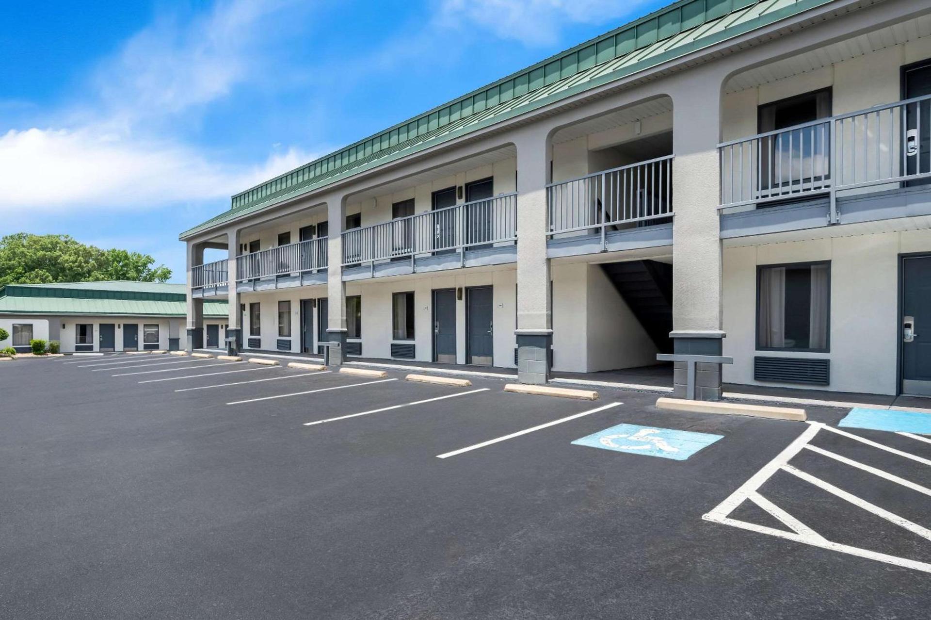 Quality Inn & Suites Monticello — hotel in Monticello