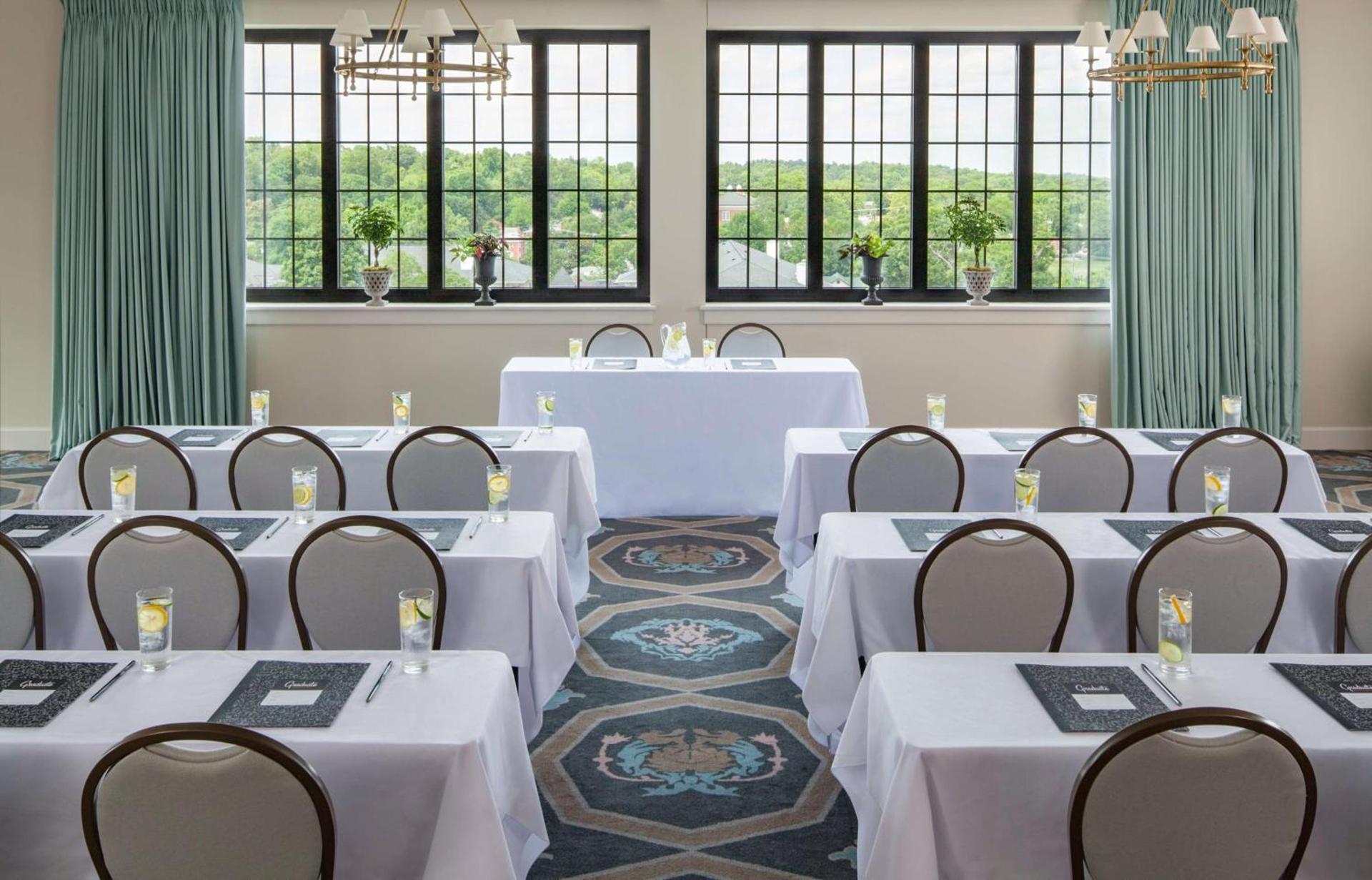 Graduate by Hilton Charlottesville photo 56