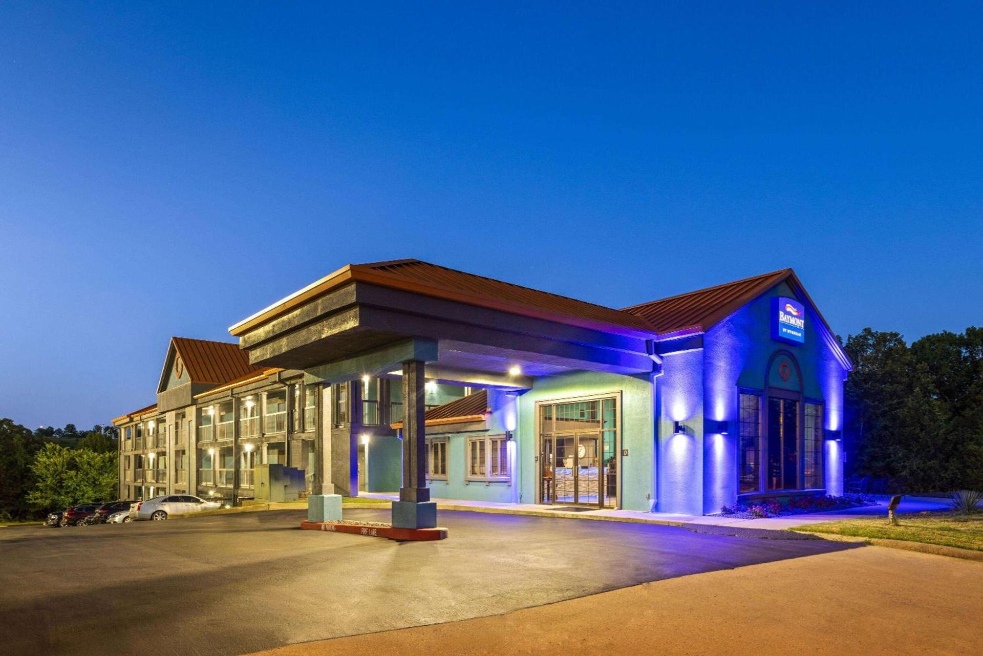 Baymont by Wyndham Branson Thousand Hills photo 2