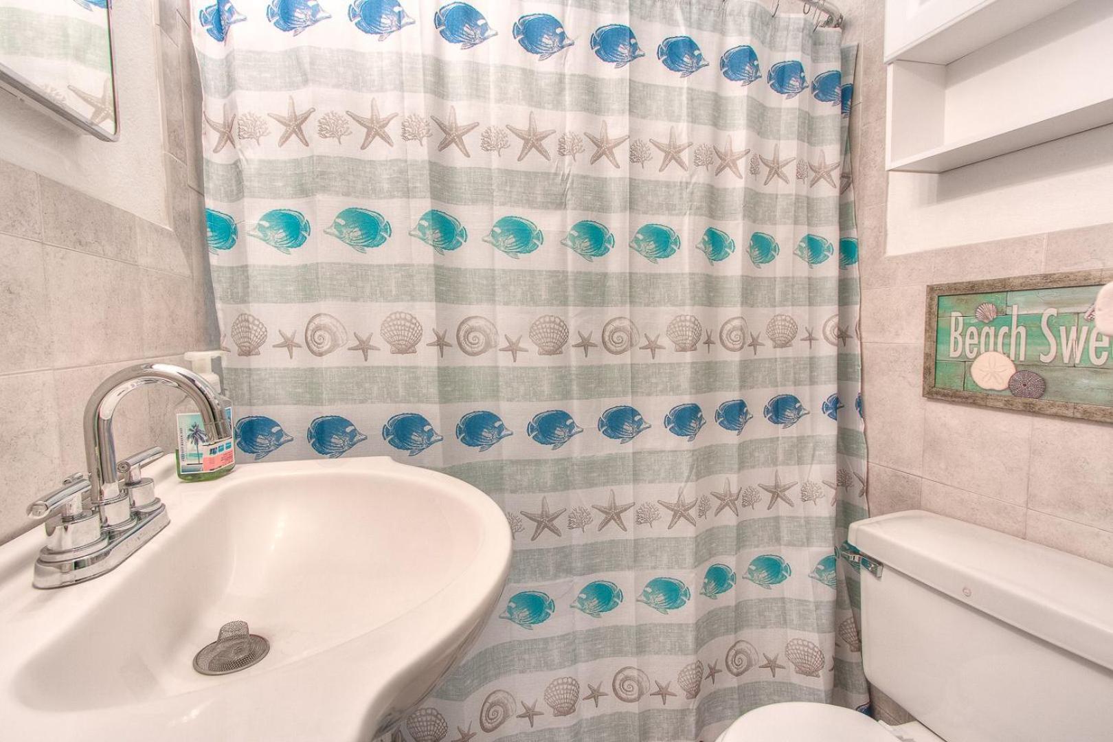 Tropic Terrace Suite #12 - Beachfront Resort photo 13