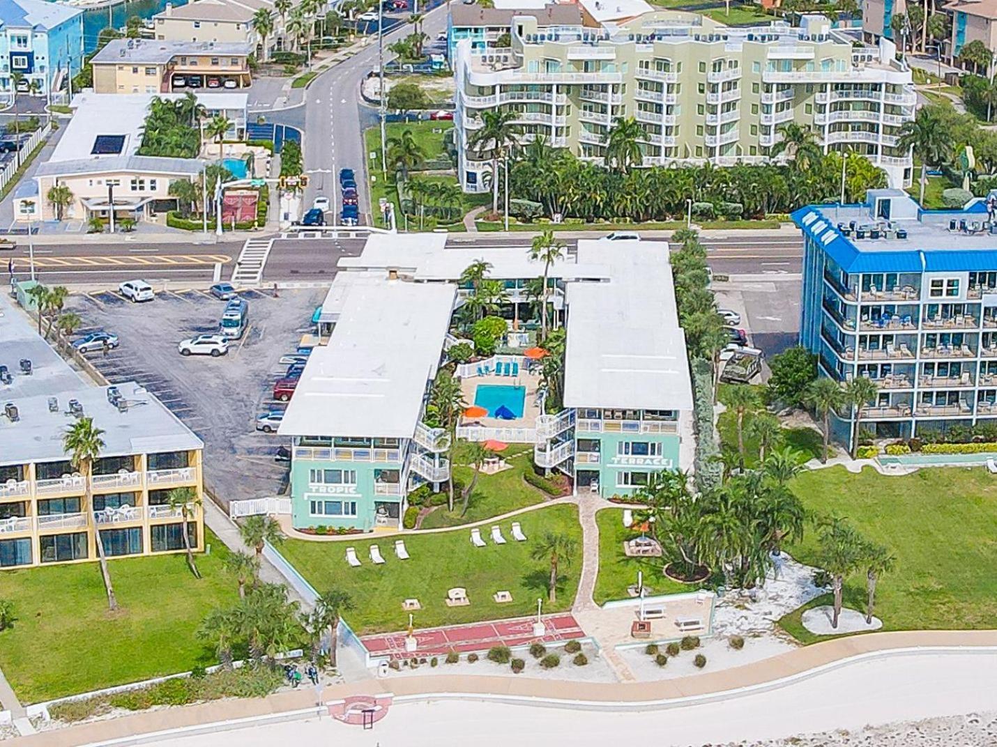 Tropic Terrace Suite #12 - Beachfront Resort photo 5
