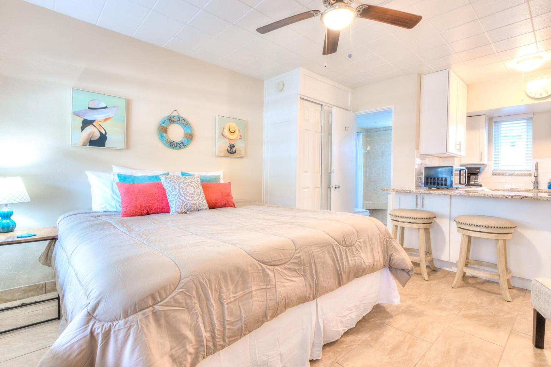 Tropic Terrace #18 - Beachfront Resort photo 18