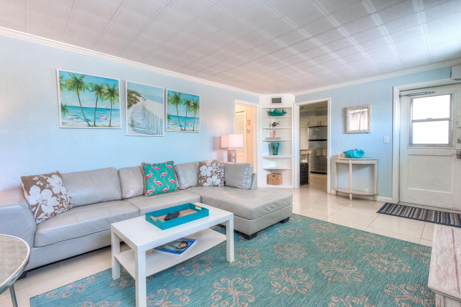 Tropic Terrace Suite #40 - Beachfront Resort photo 13