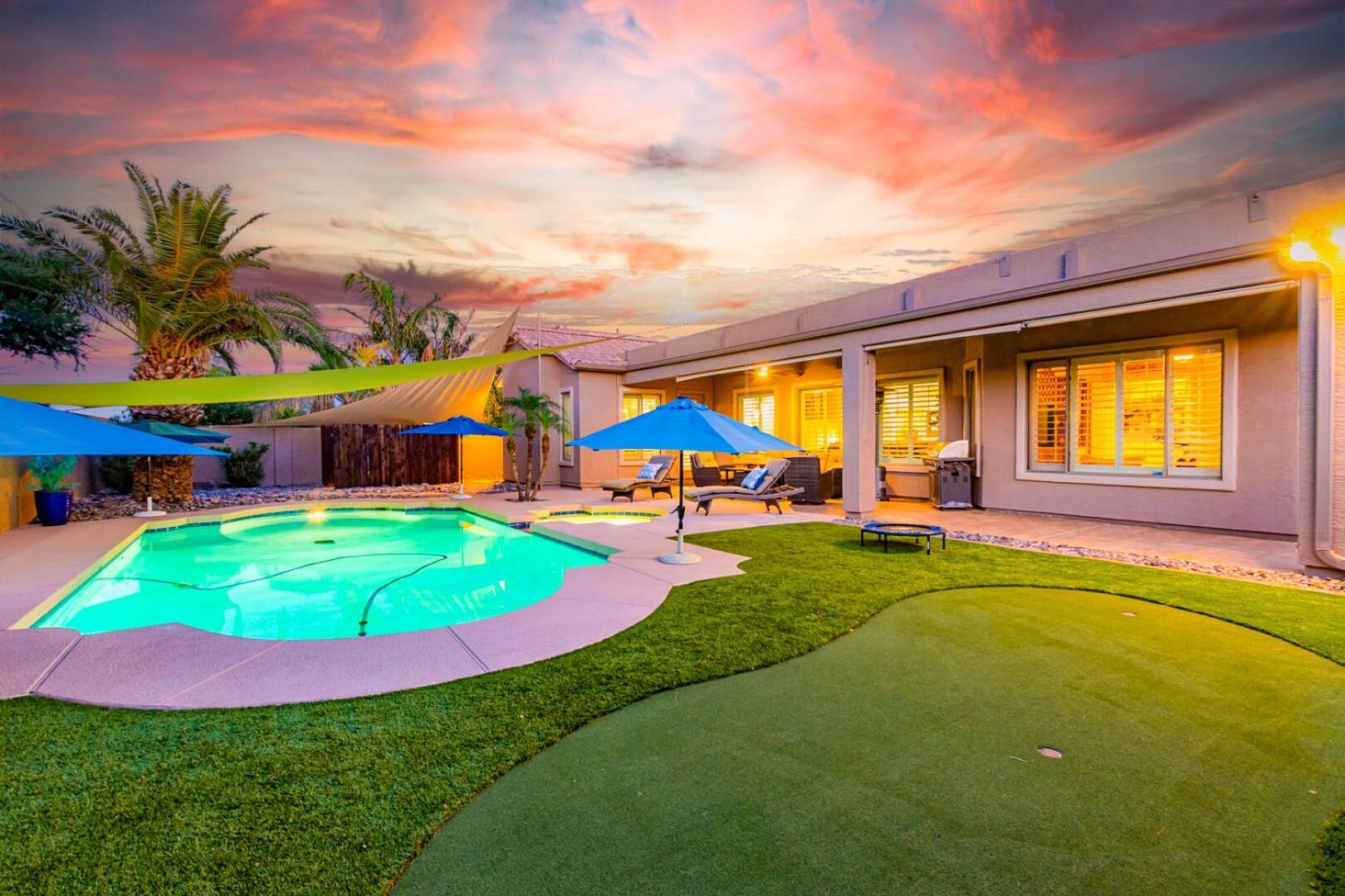 Runaway Bay Chandler photo 25