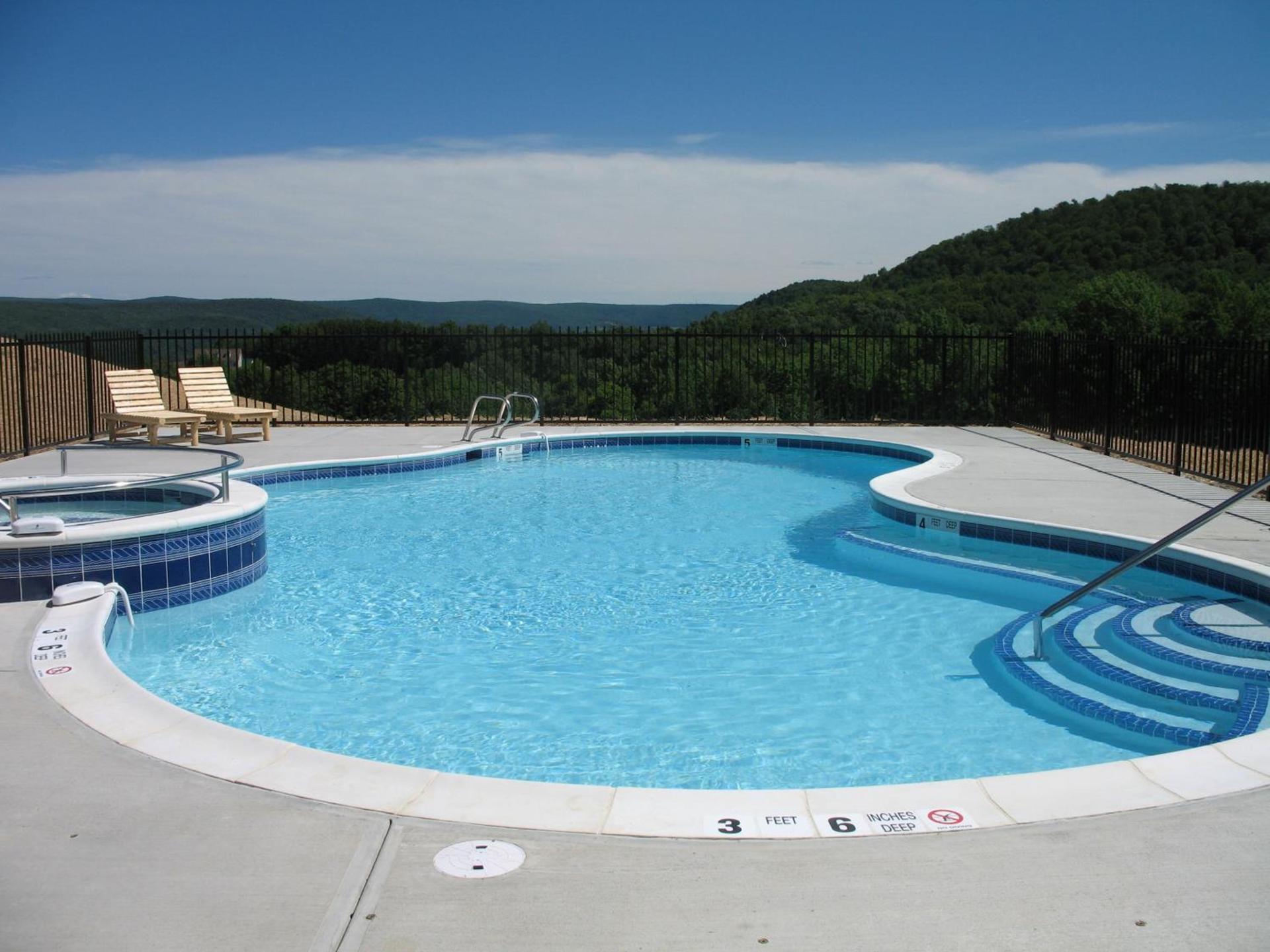 August Lodge Cooperstown photo 2