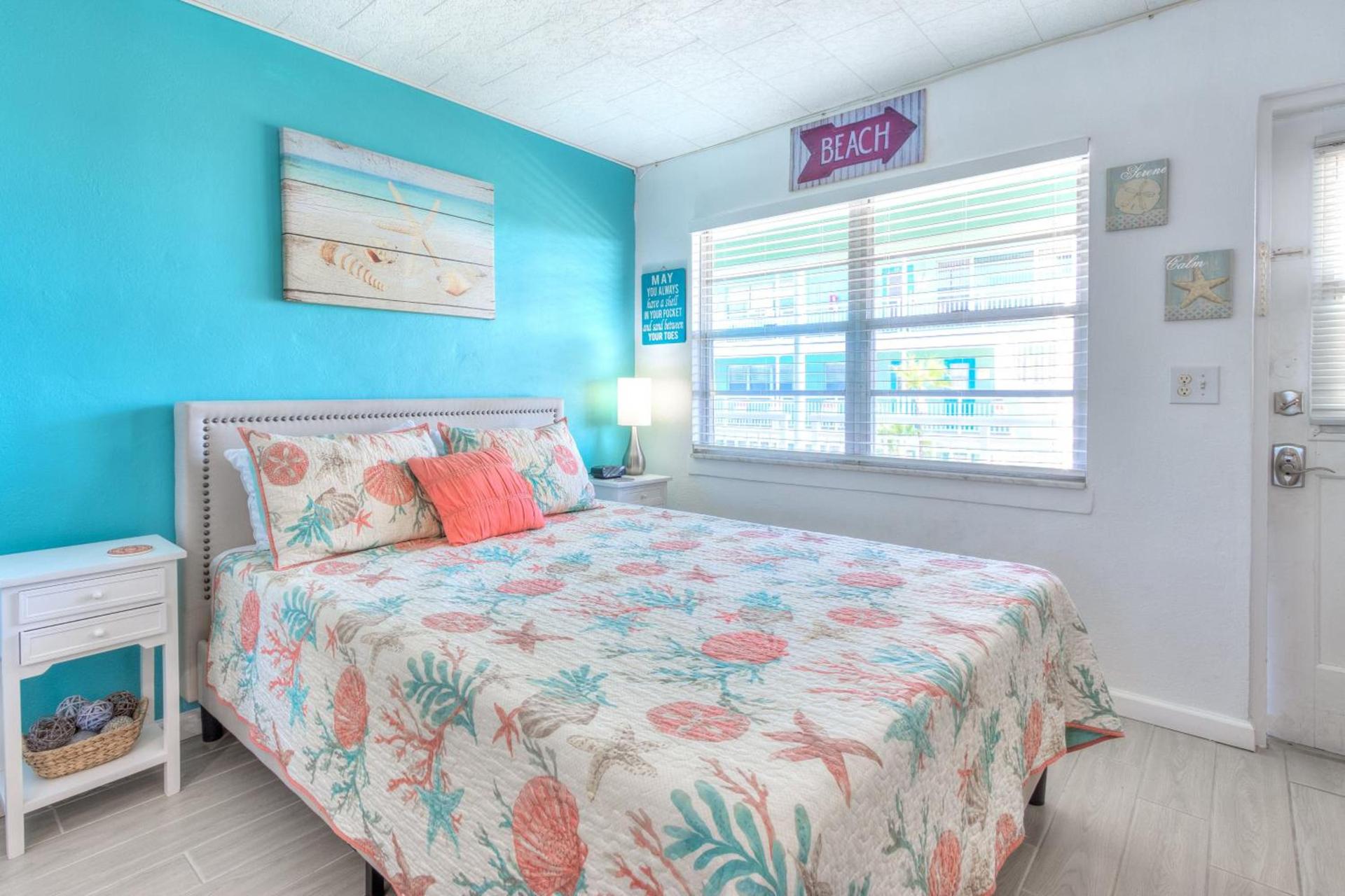Tropic Terrace Suite #56 - Beachfront Resort photo 3