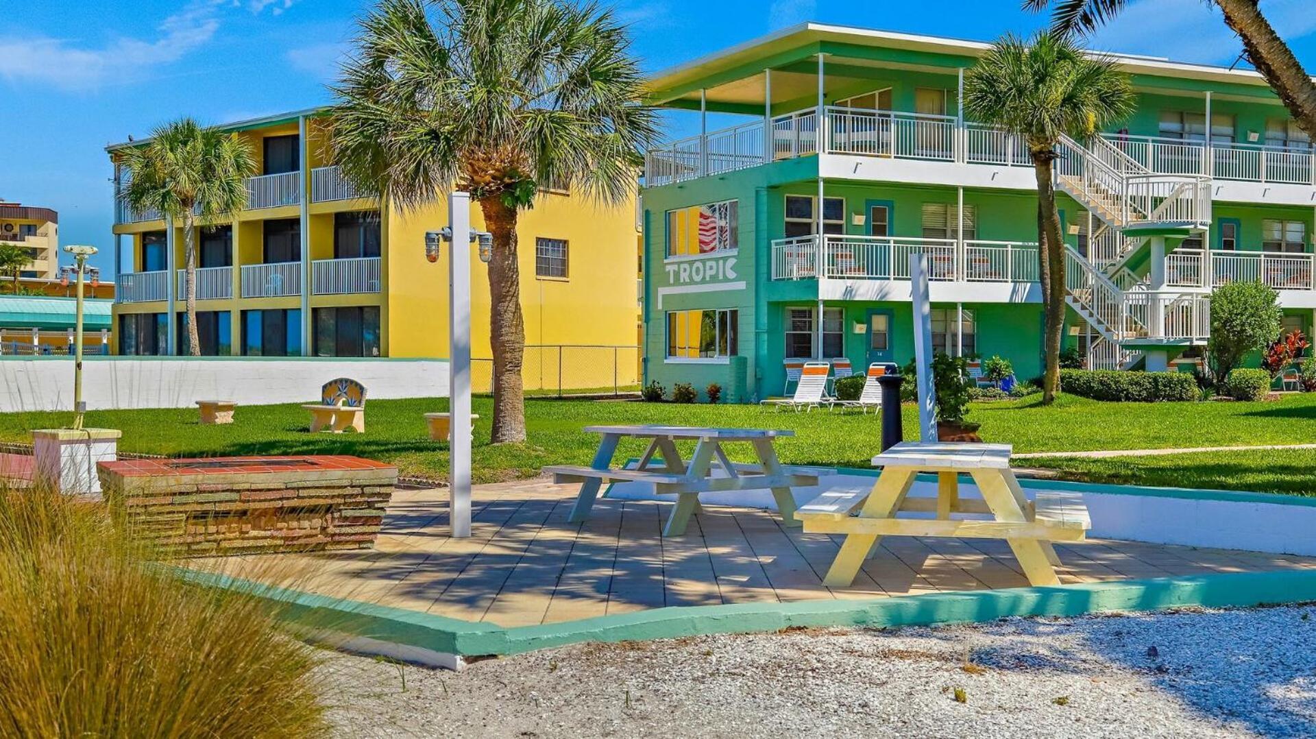 Tropic Terrace Suite #56 - Beachfront Resort photo 11