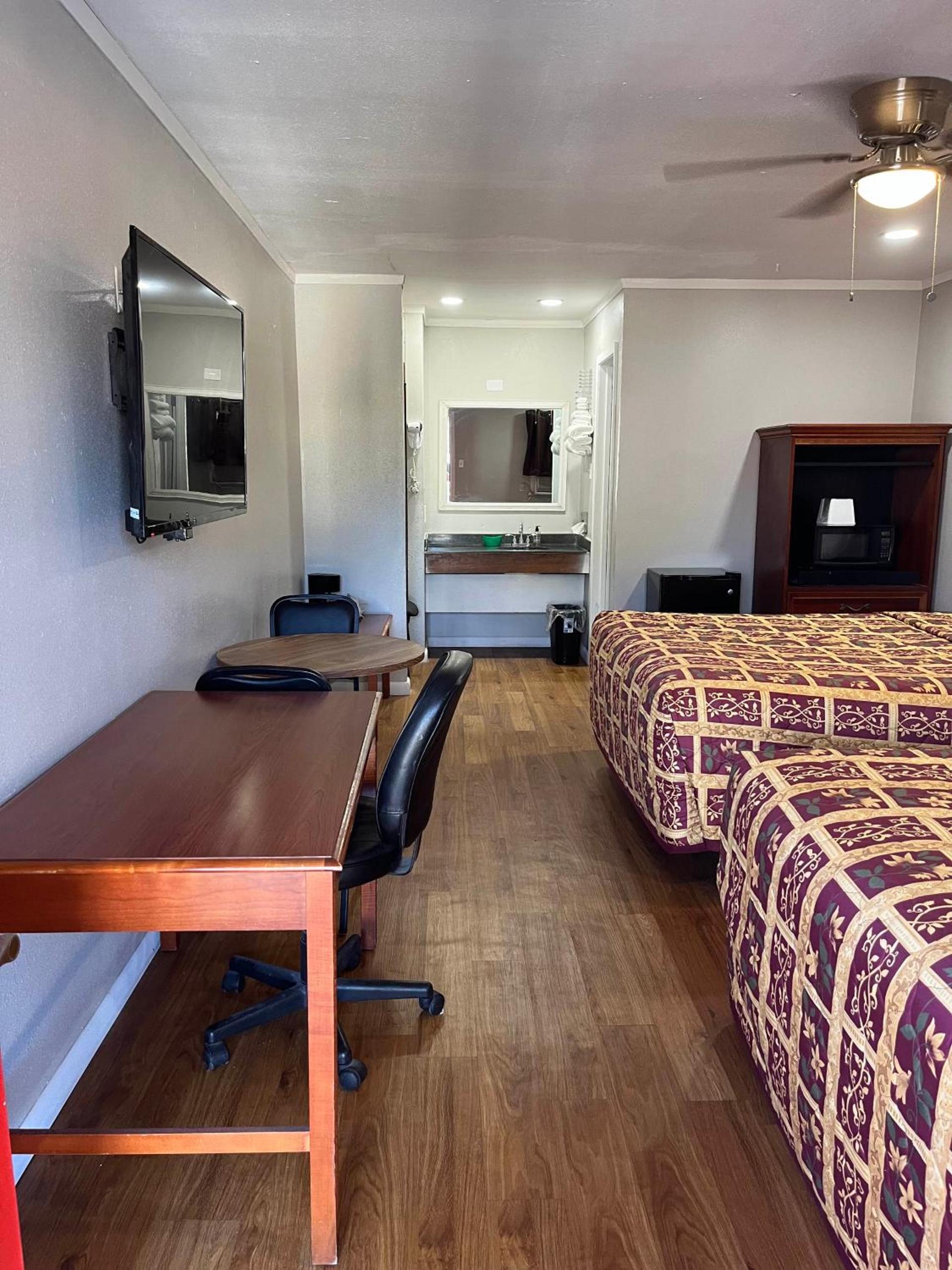 Ladybird Inn photo 20