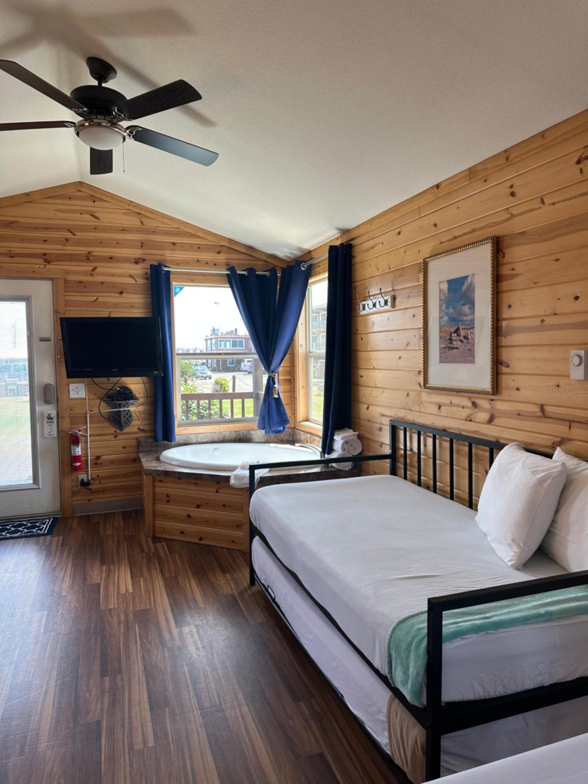 Westport Inn Cabins photo 20