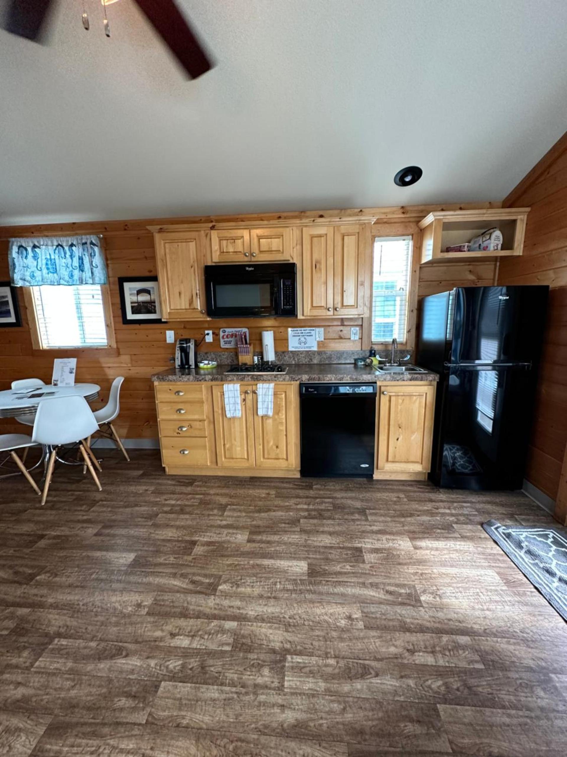 Westport Marina Cottages photo 34