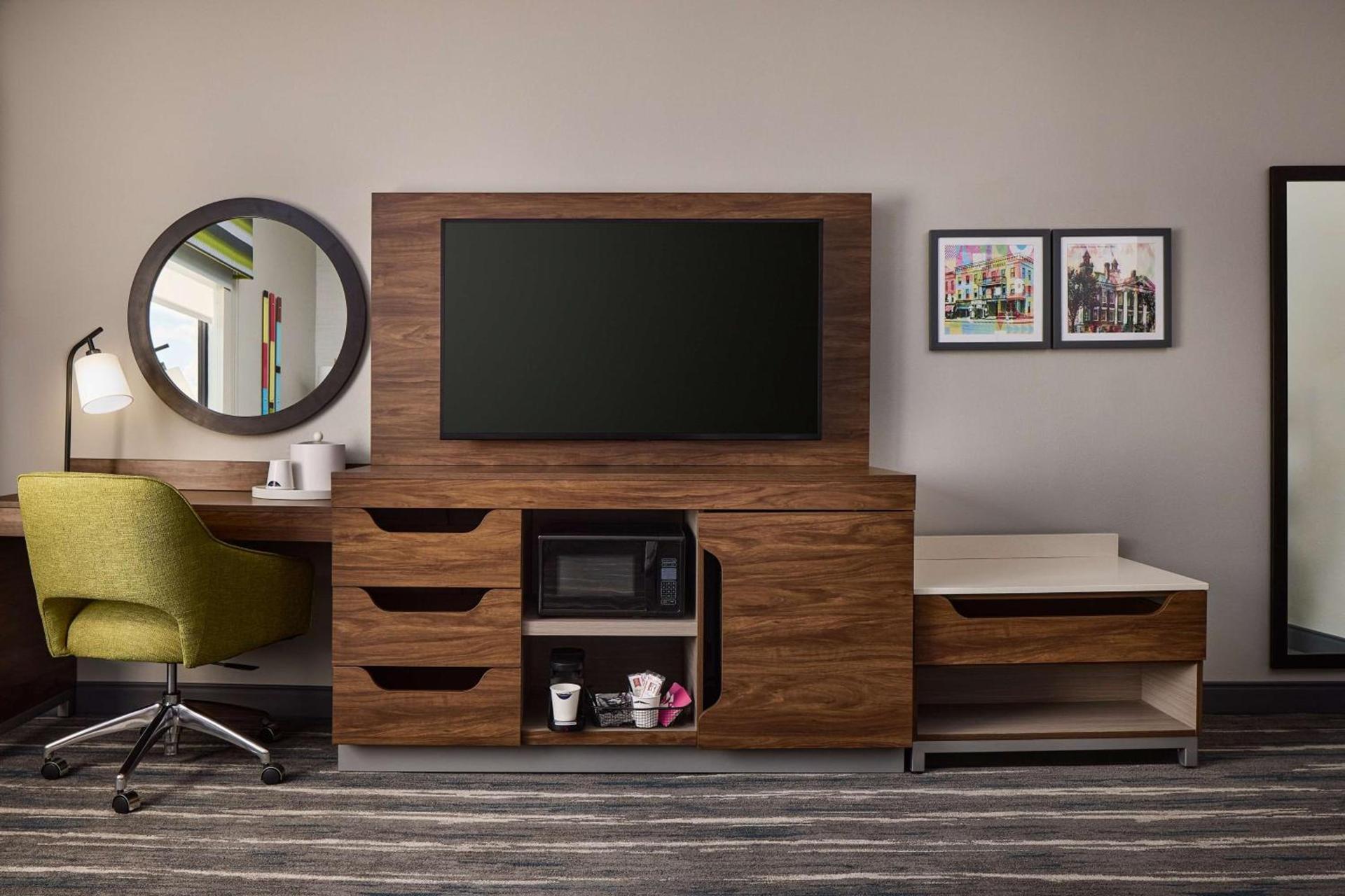 Hampton Inn Massillon photo 22