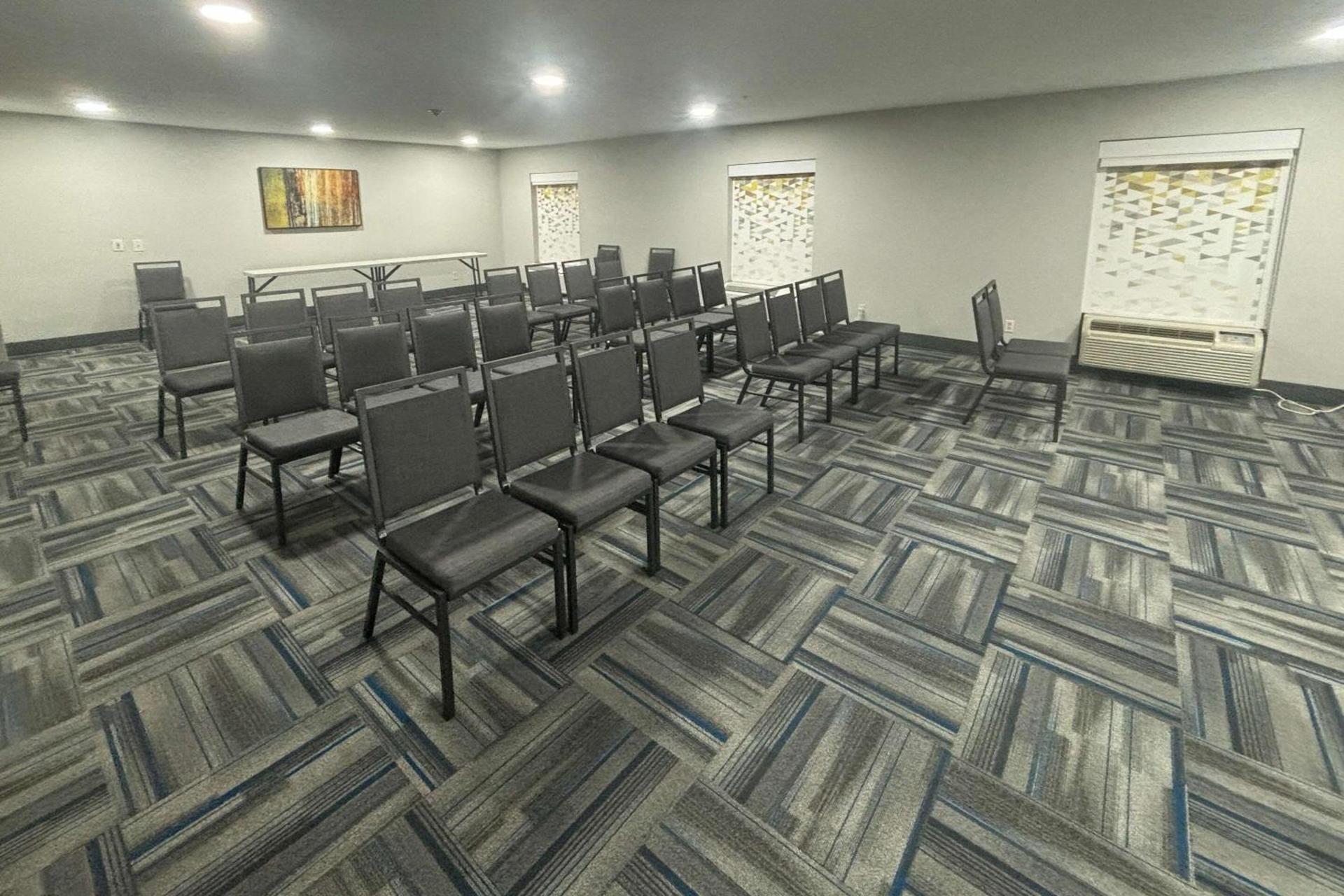 Quality Inn & Suites at Airport Blvd I-65 photo 26
