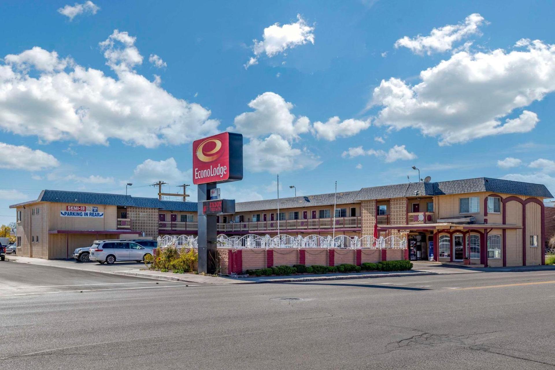 Econo Lodge Fallon Naval Air Station Area photo 3