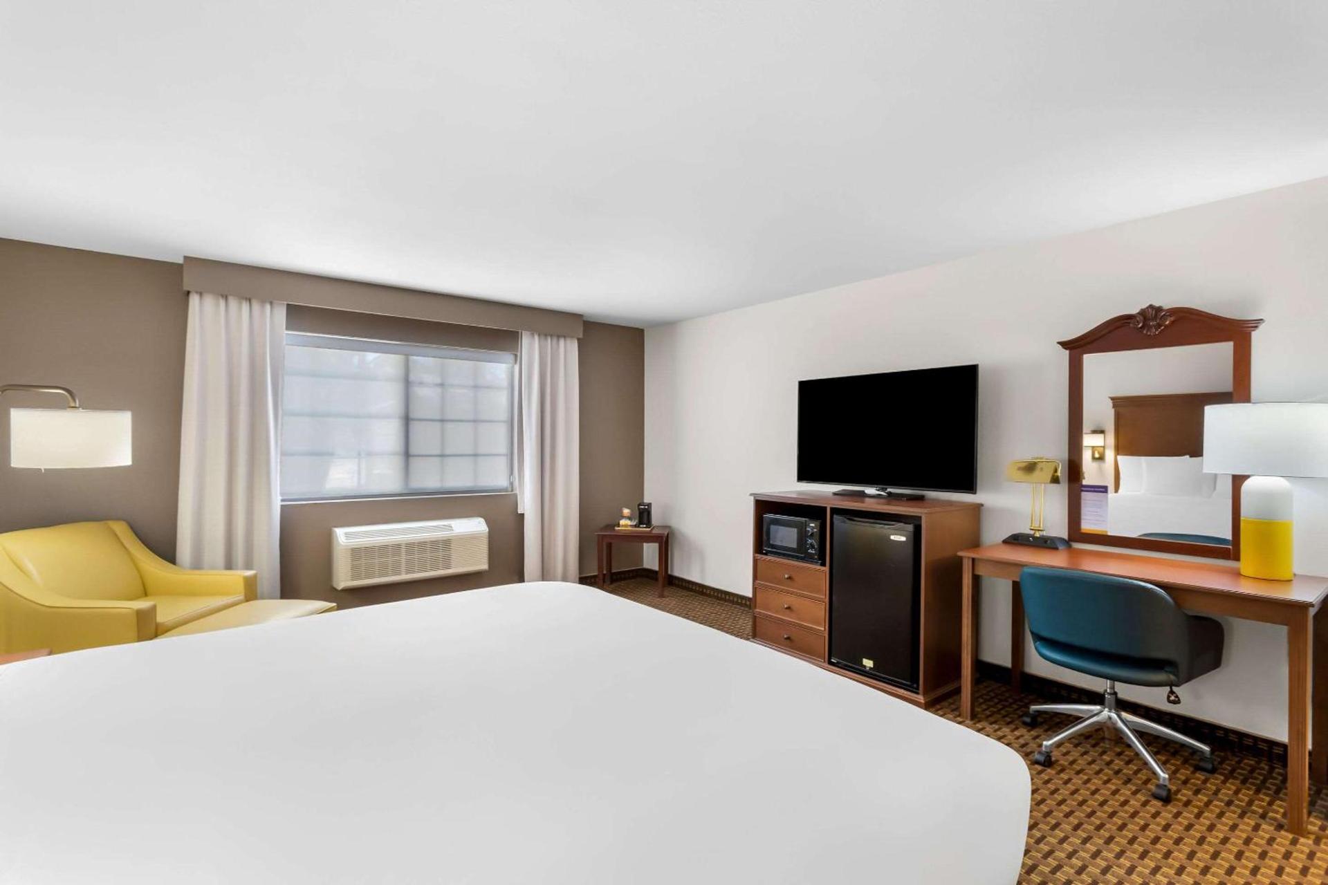 Comfort Inn & Suites Susanville photo 16