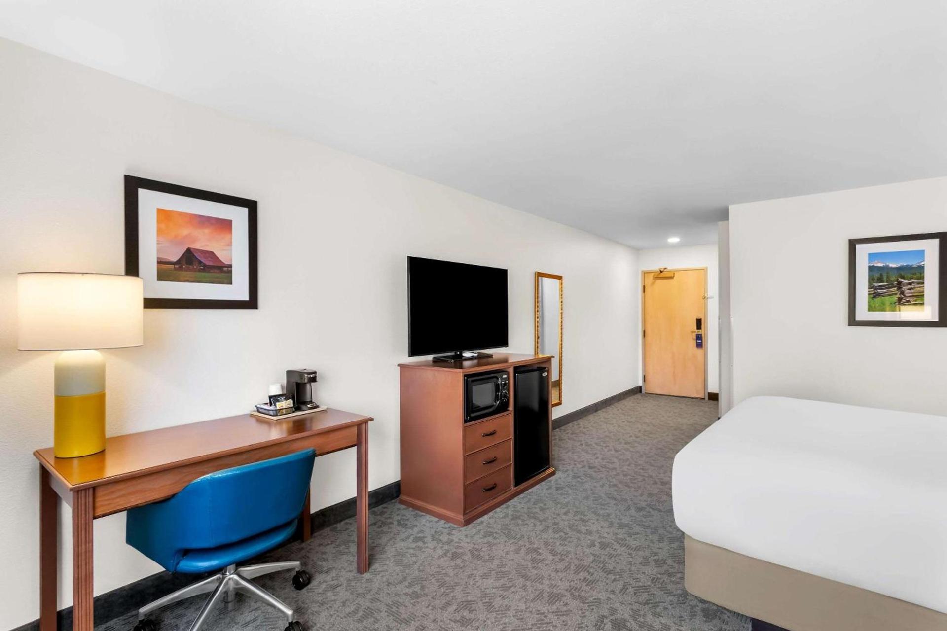 Comfort Inn & Suites Susanville photo 18