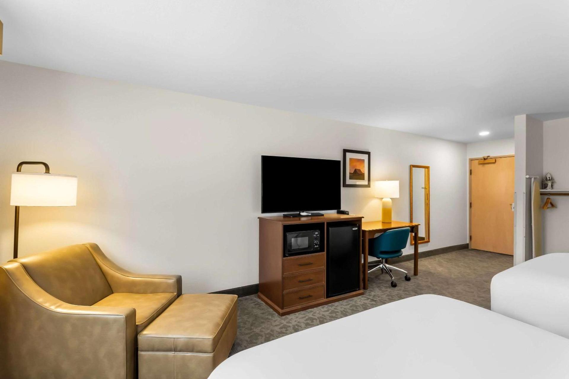 Comfort Inn & Suites Susanville photo 24