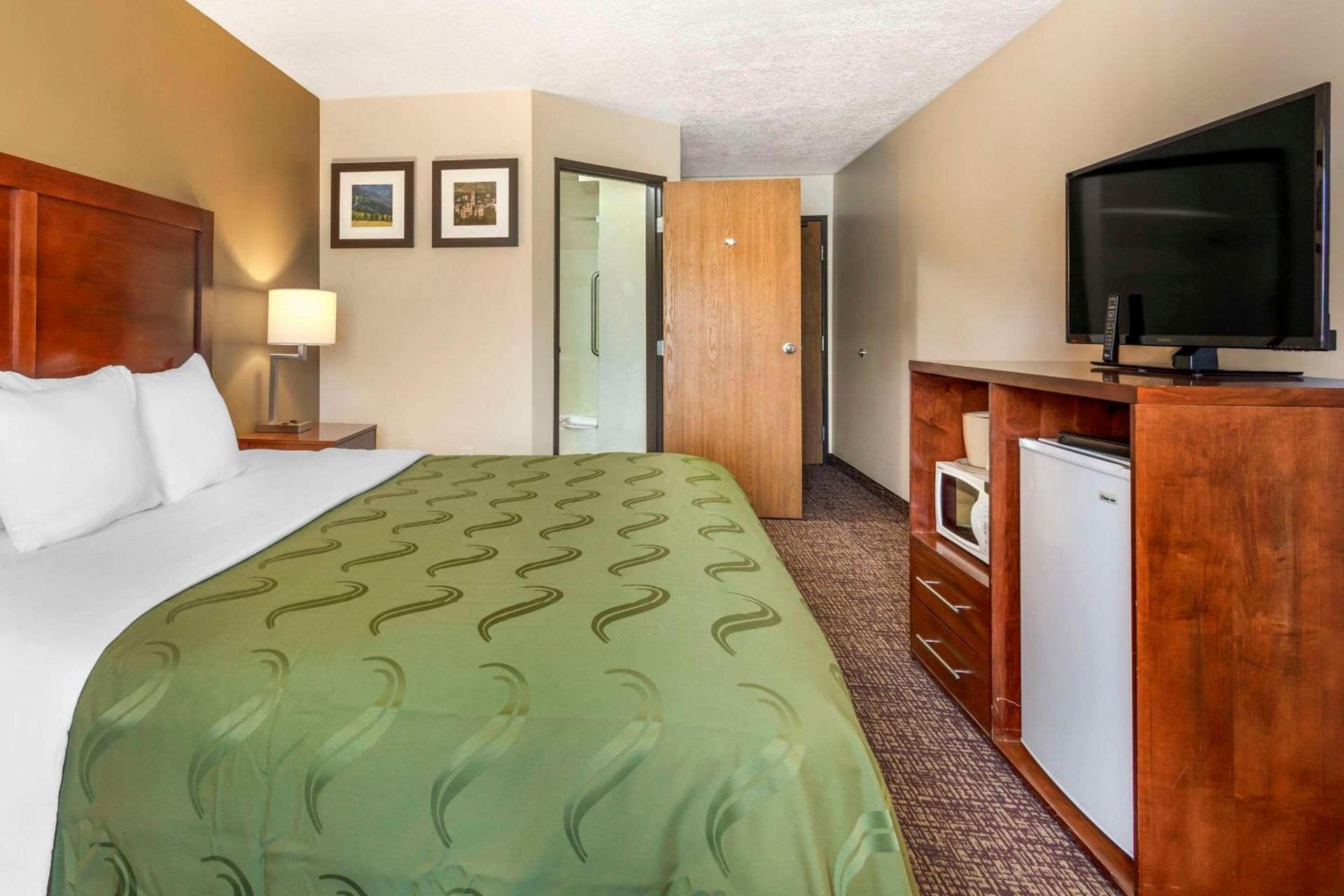 Quality Inn Logan near University photo 21